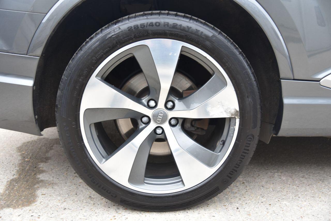 Audi Q7 view 63