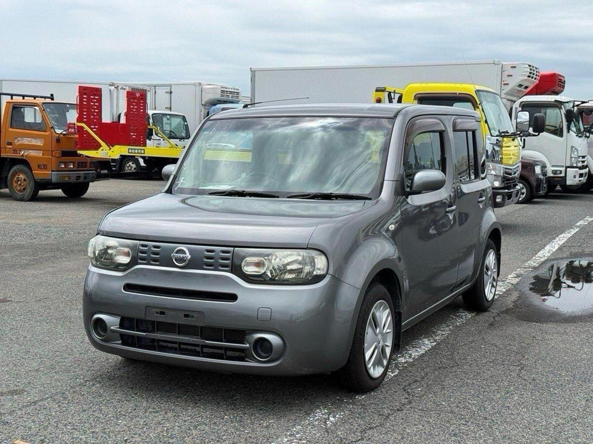Nissan Cube view 3