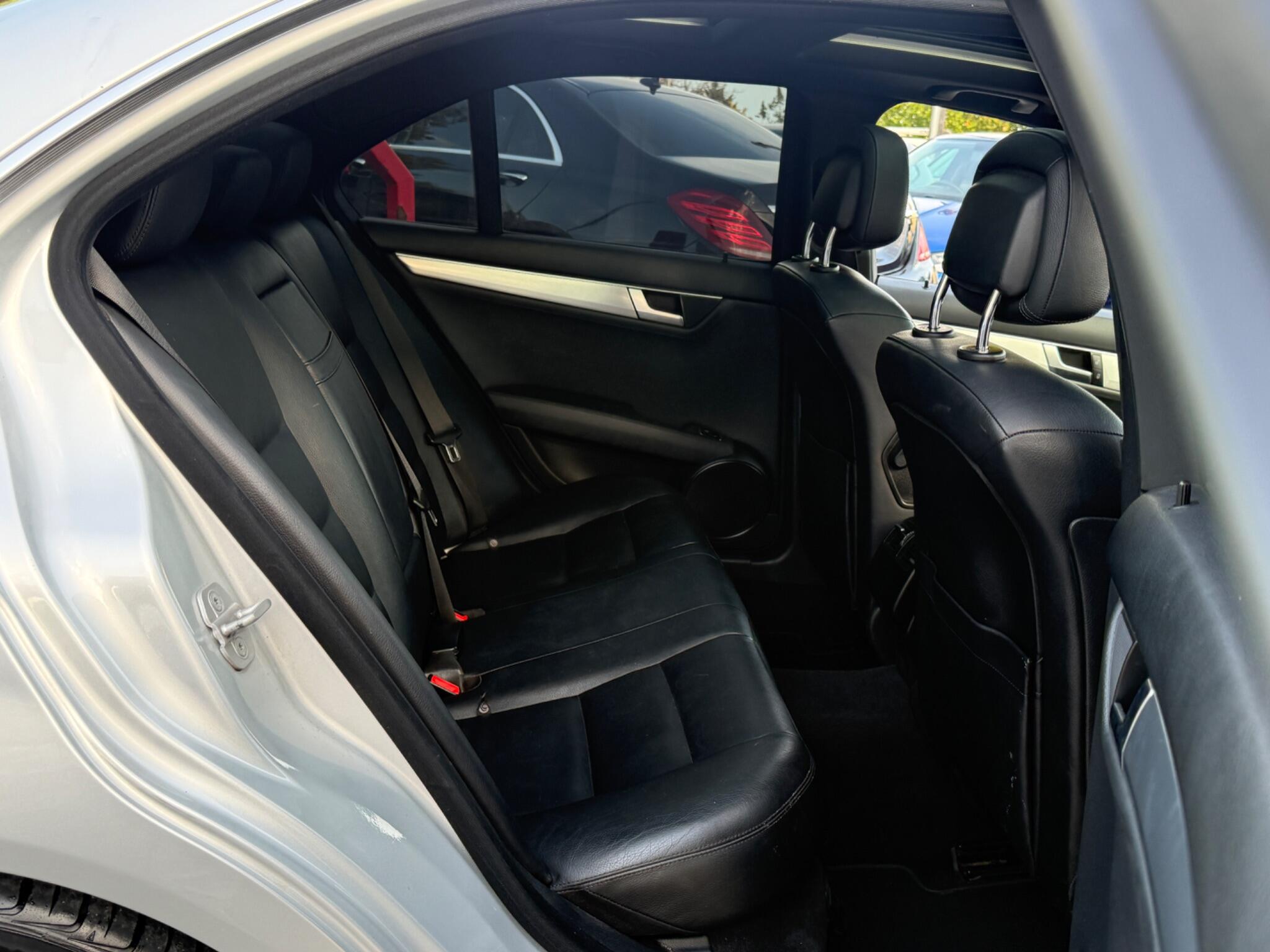 Mercedes-Benz C Class - Image 17