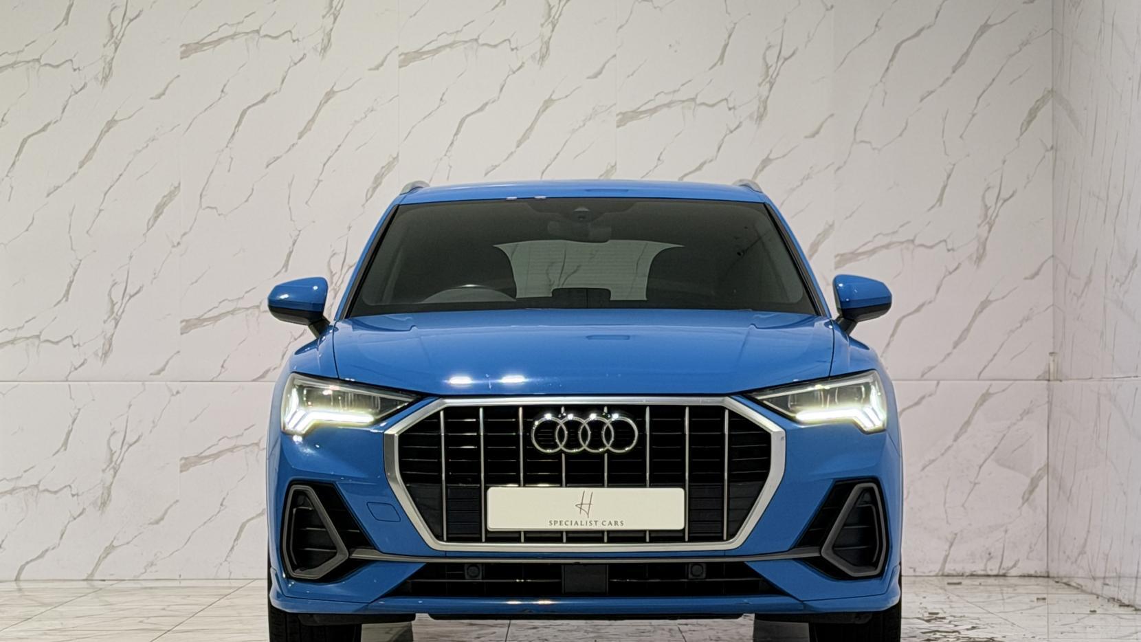 Audi Q3 view 2