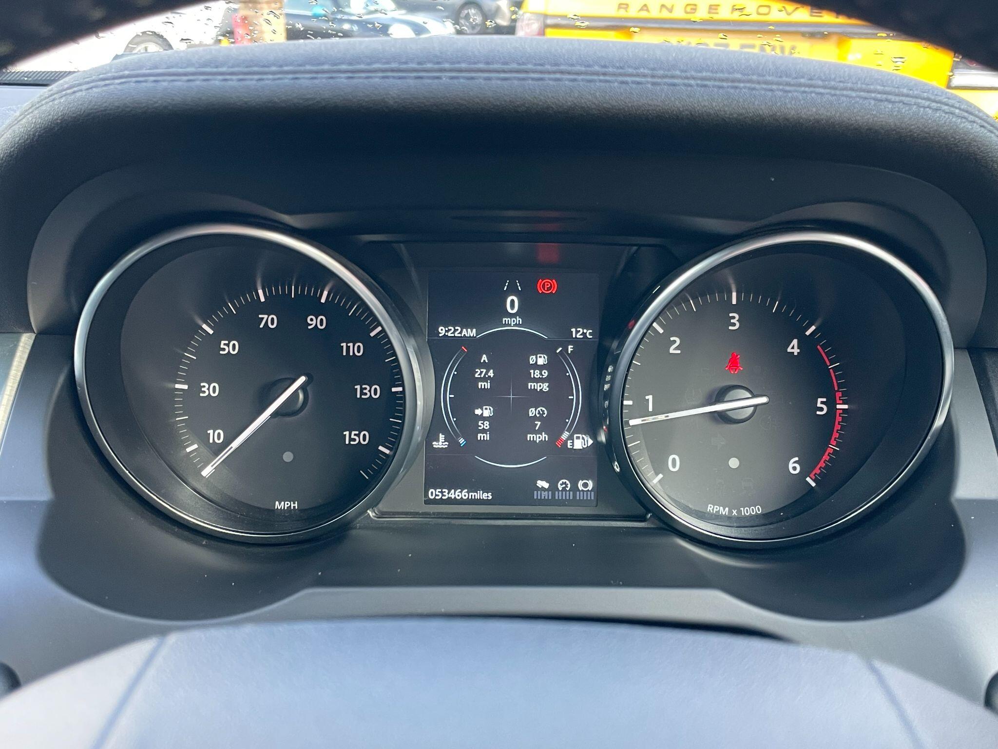 Land Rover Range Rover Evoque view 32