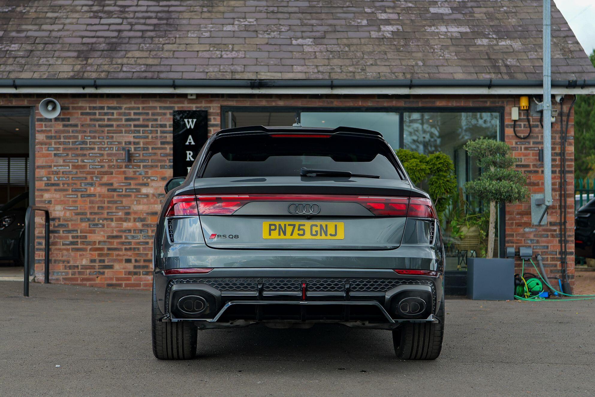 Audi RSQ8 view 5