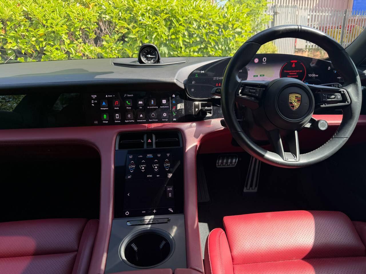 Porsche Taycan view 31