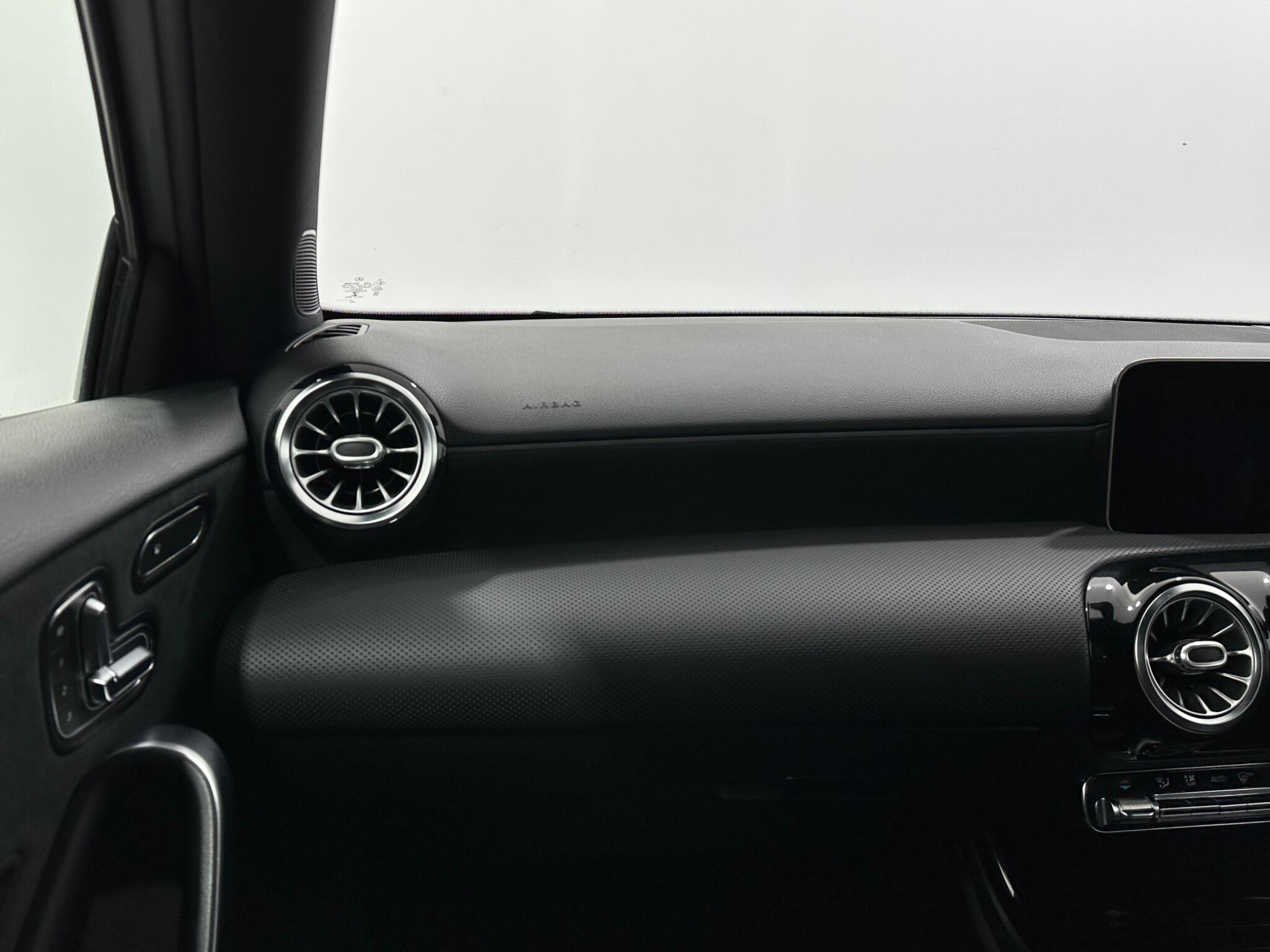 Mercedes-Benz A Class view 30