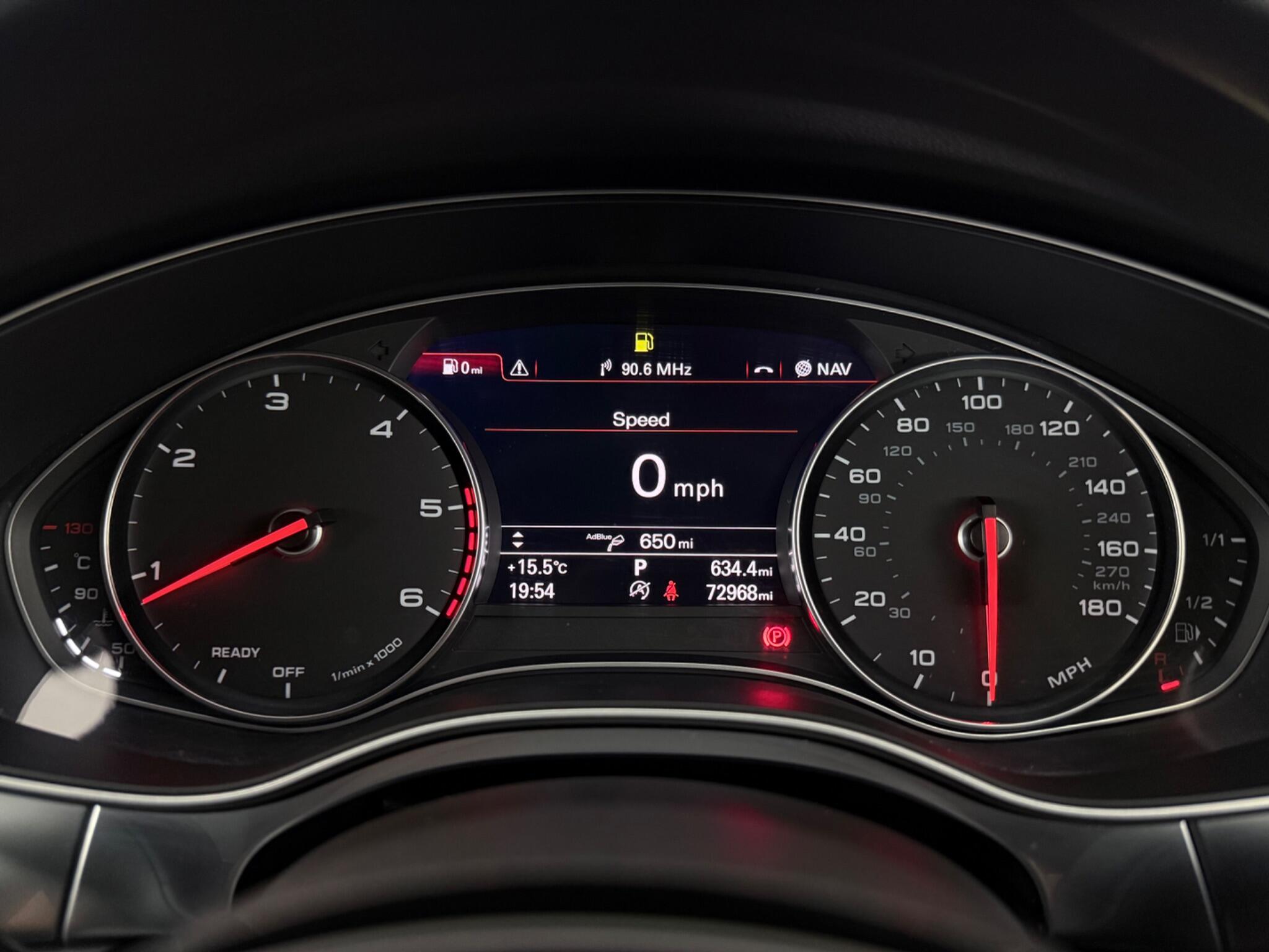 Audi A6 view 17