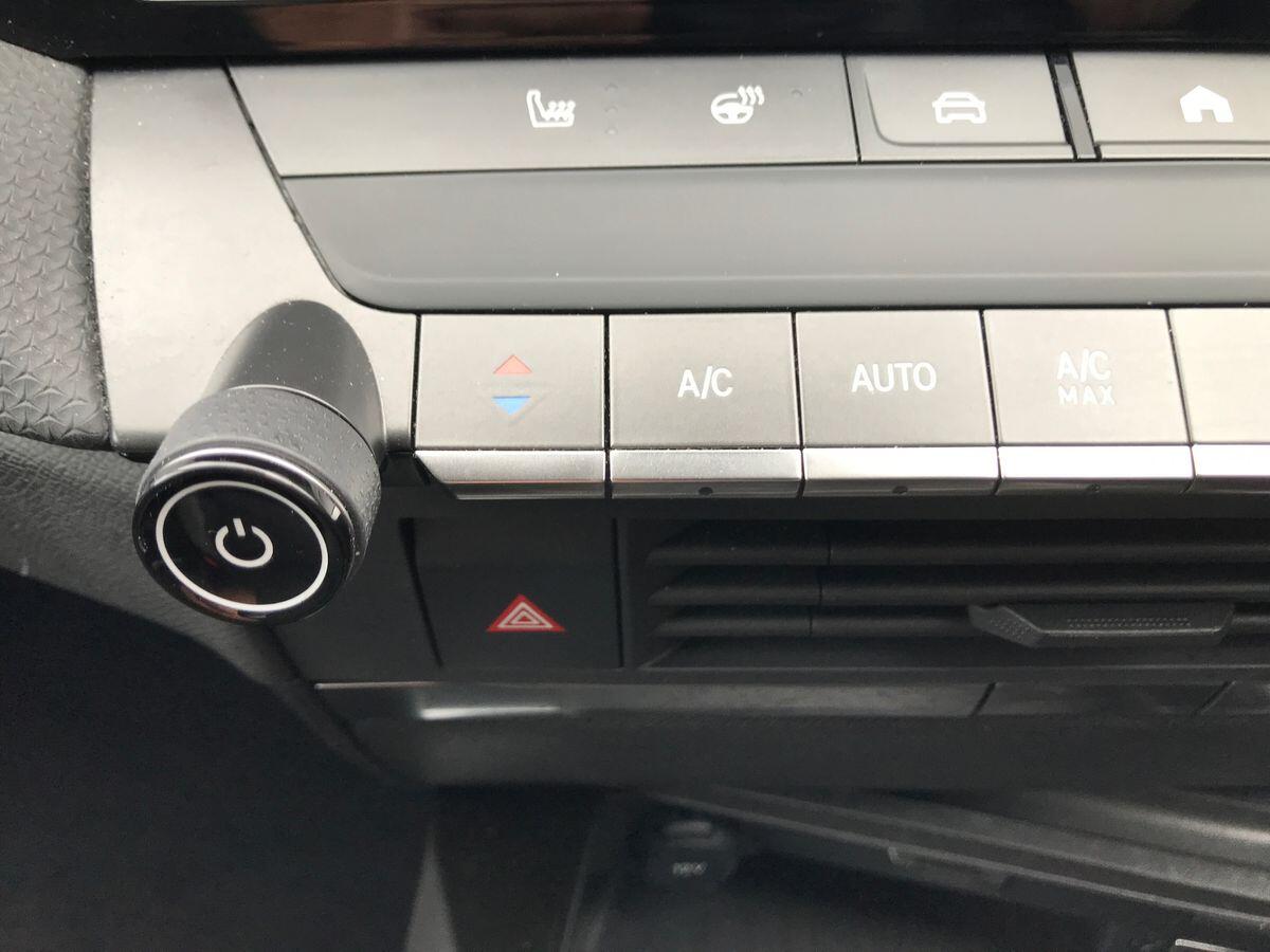 Vauxhall Astra view 16