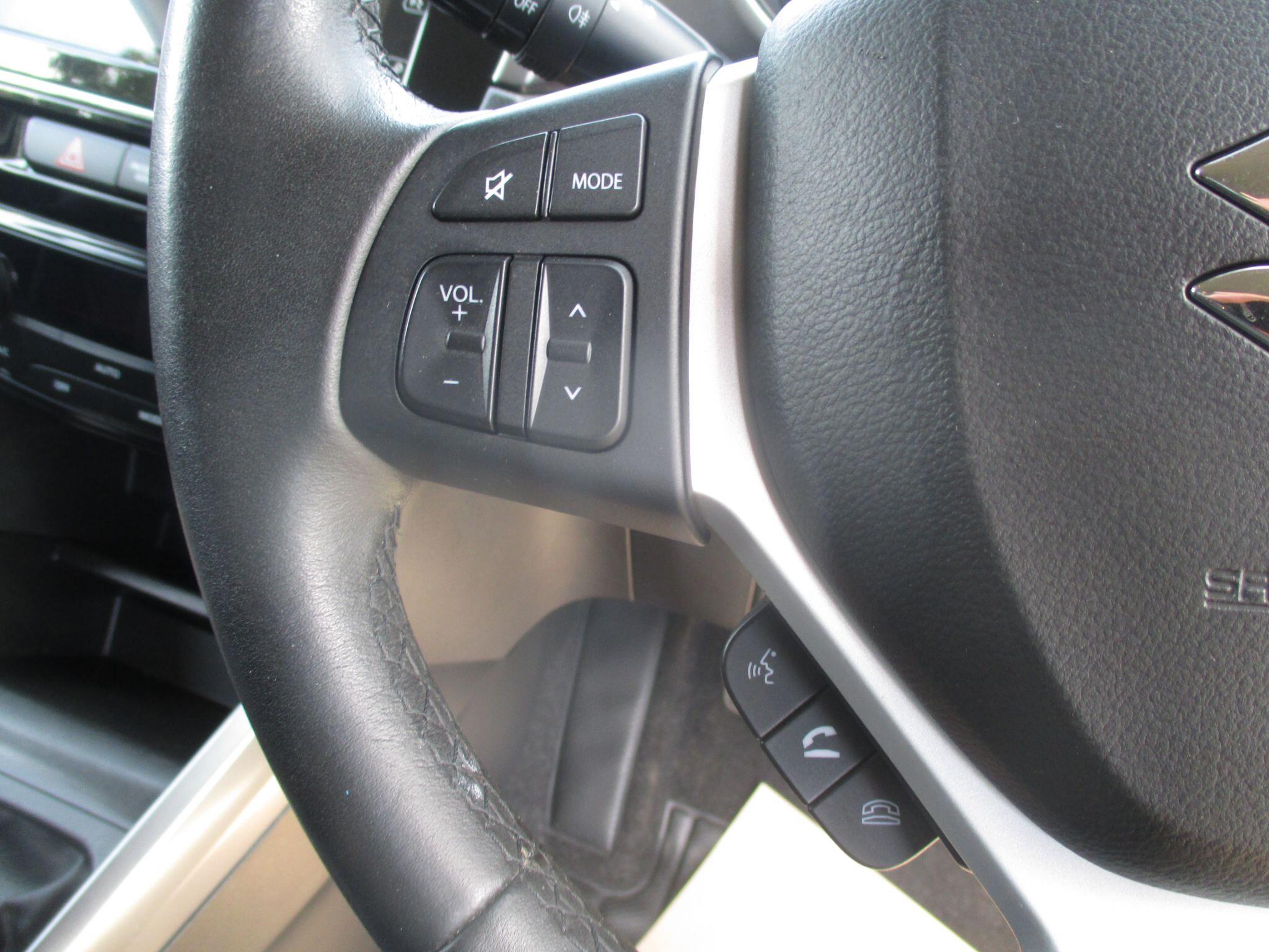 Suzuki Vitara view 38