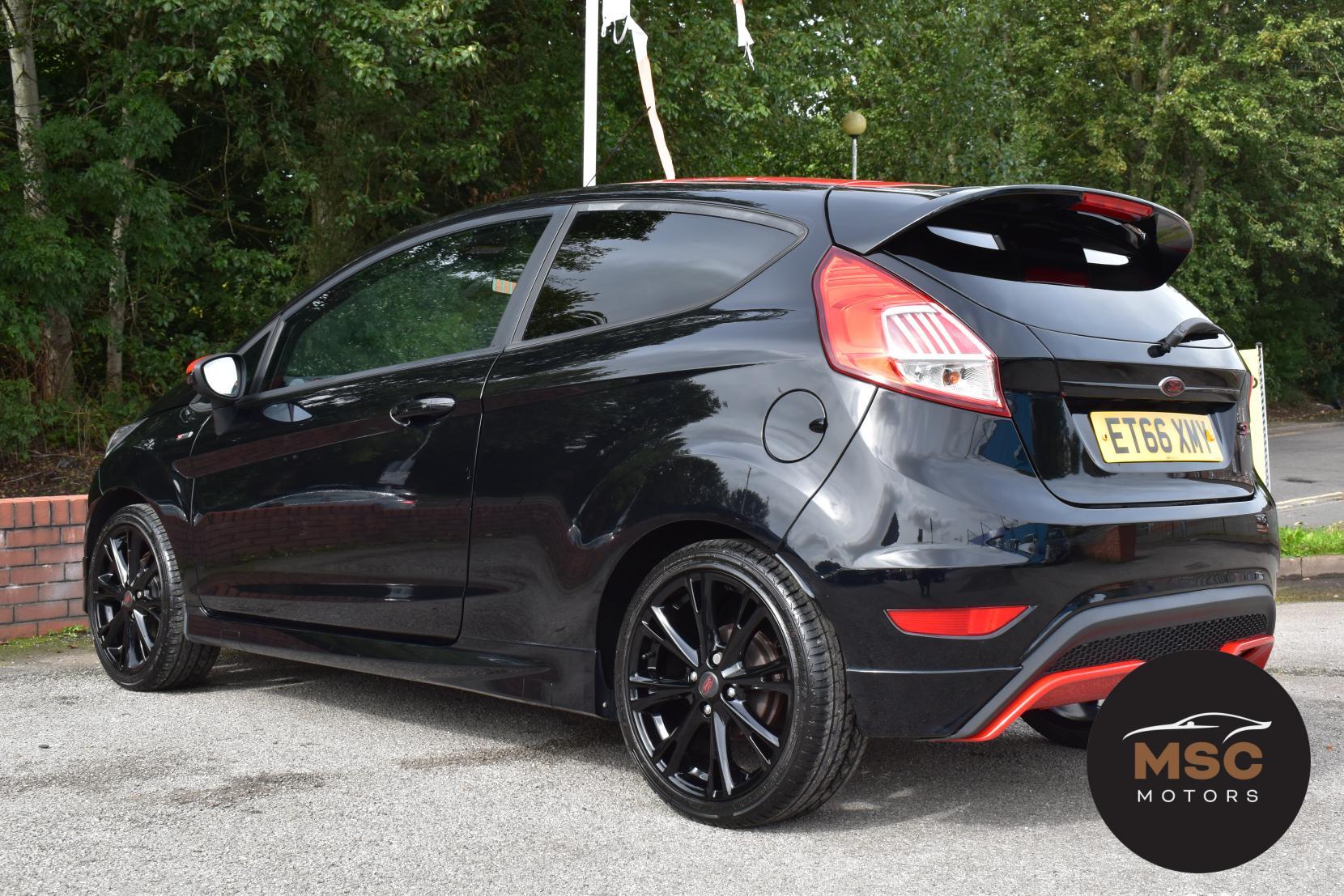 Ford Fiesta view 14
