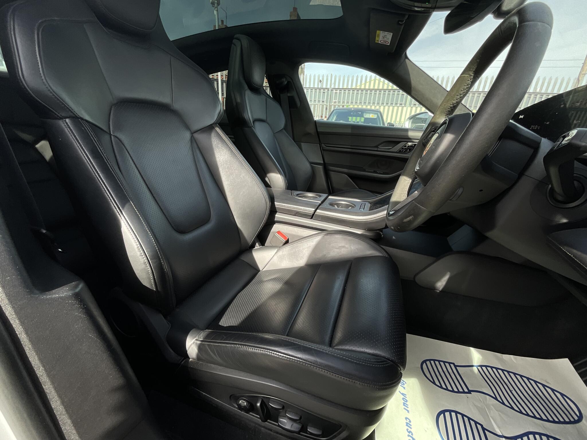 Porsche Taycan view 8
