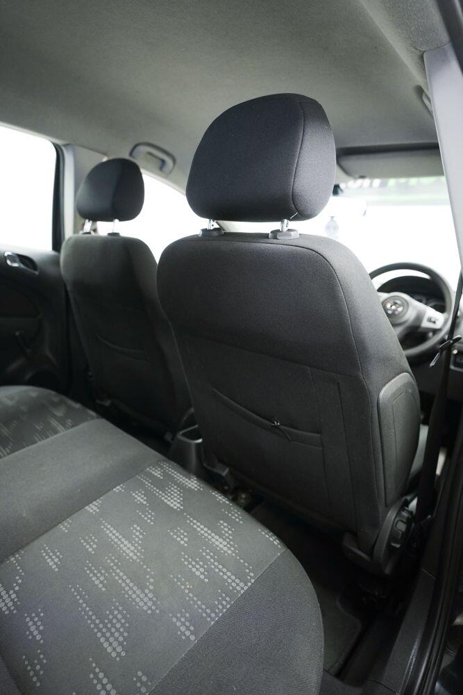 Vauxhall Corsa view 14