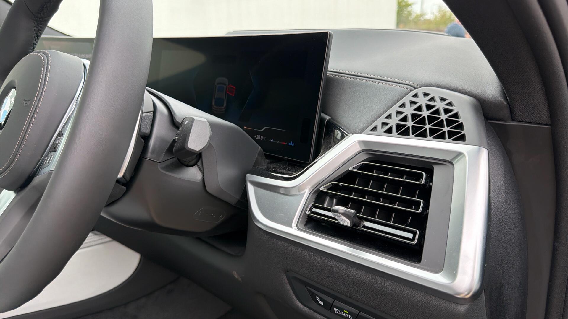 BMW X6 view 63