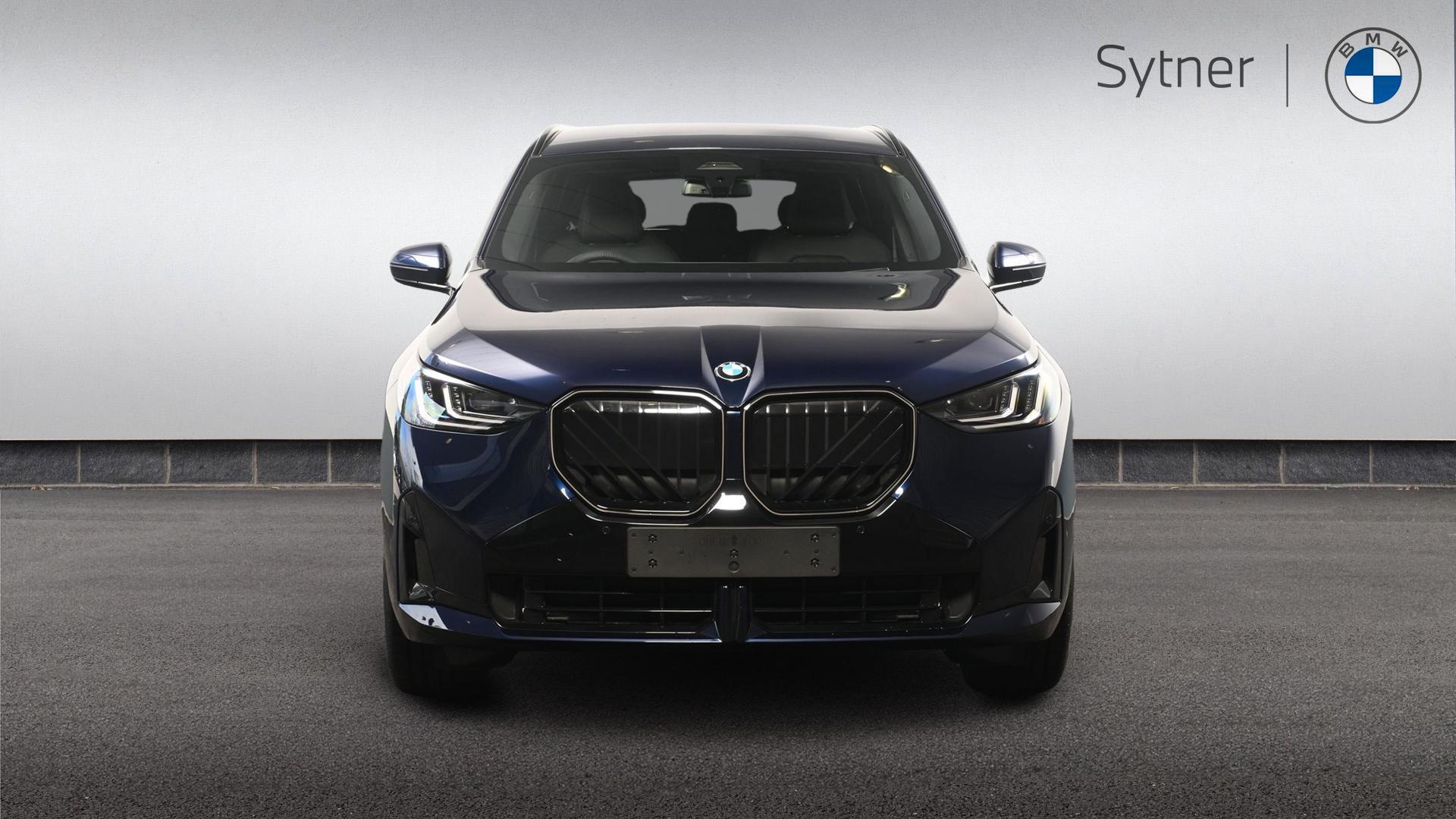 BMW X3 view 16