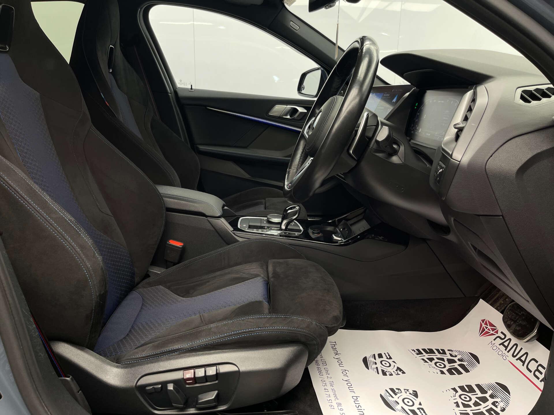 BMW 1 Series view 12