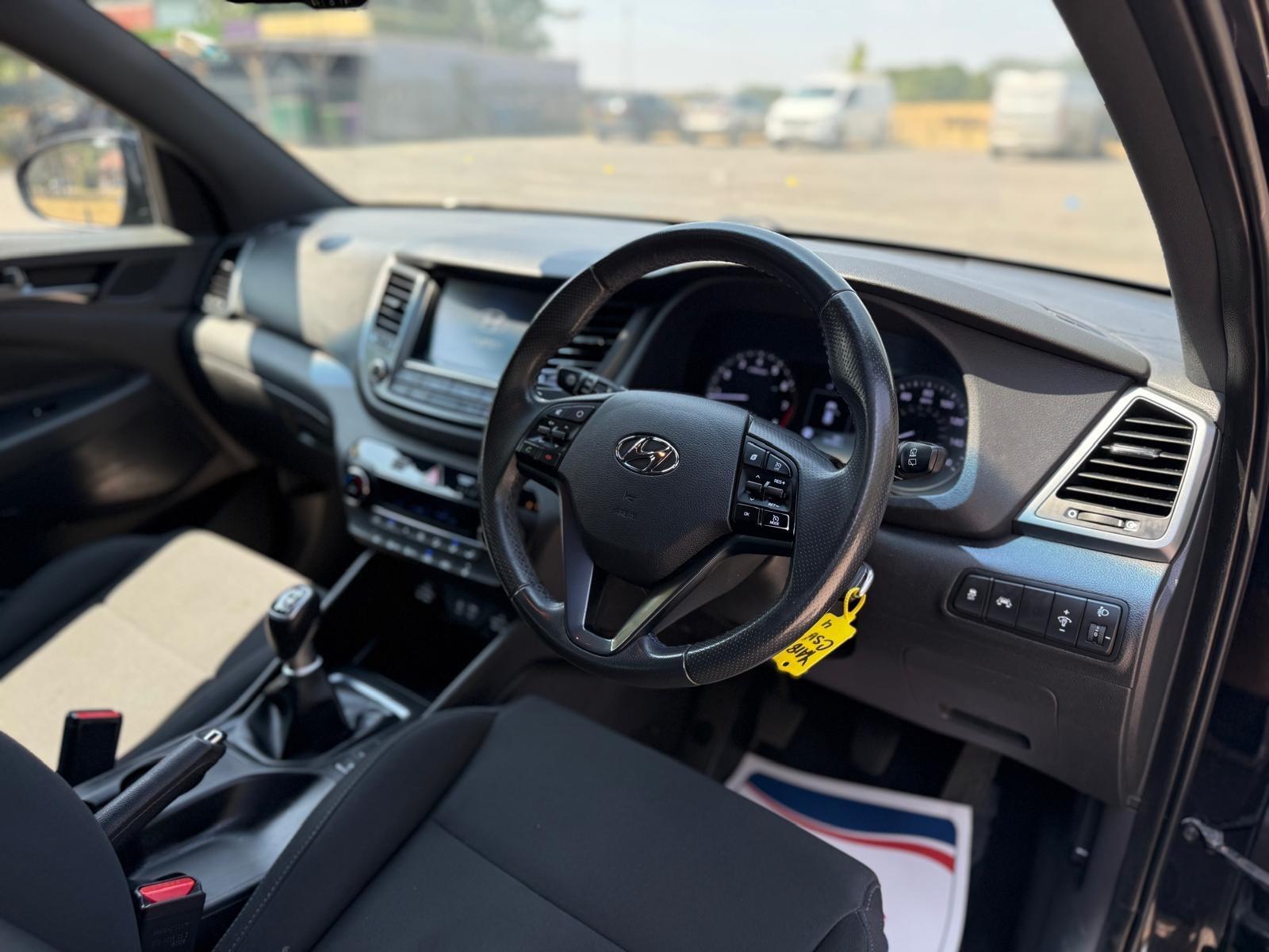 Hyundai Tucson view 27