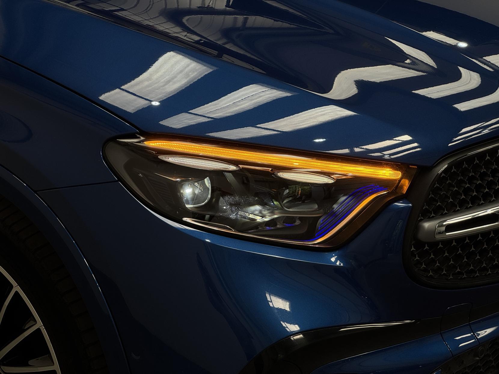 Mercedes-Benz GLC view 7