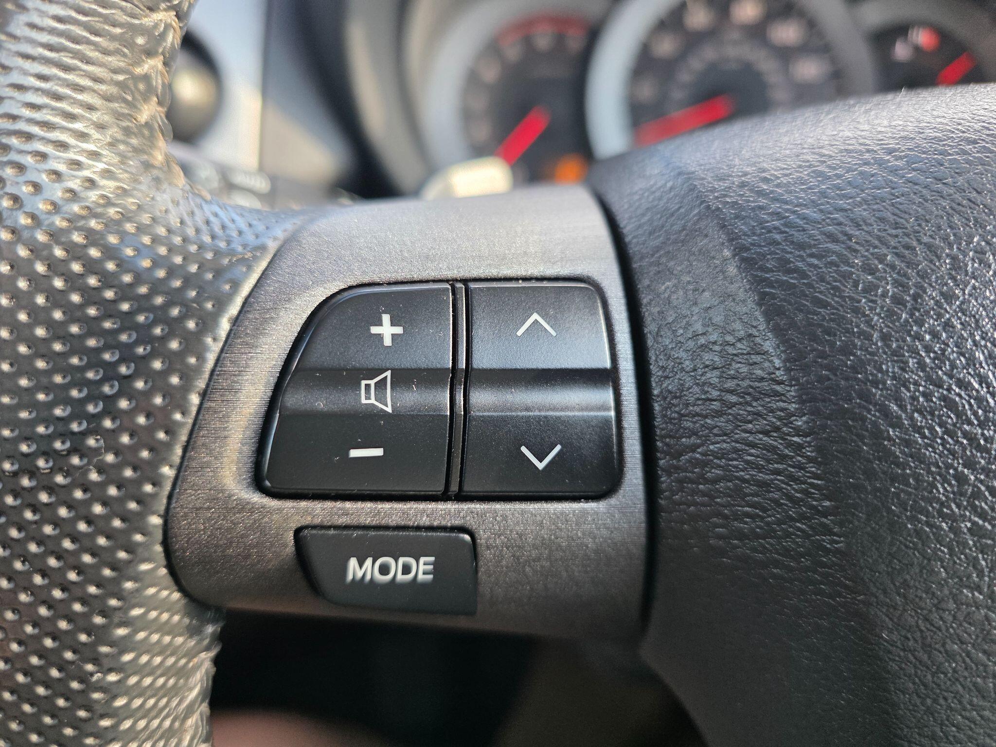 Toyota RAV4 view 25