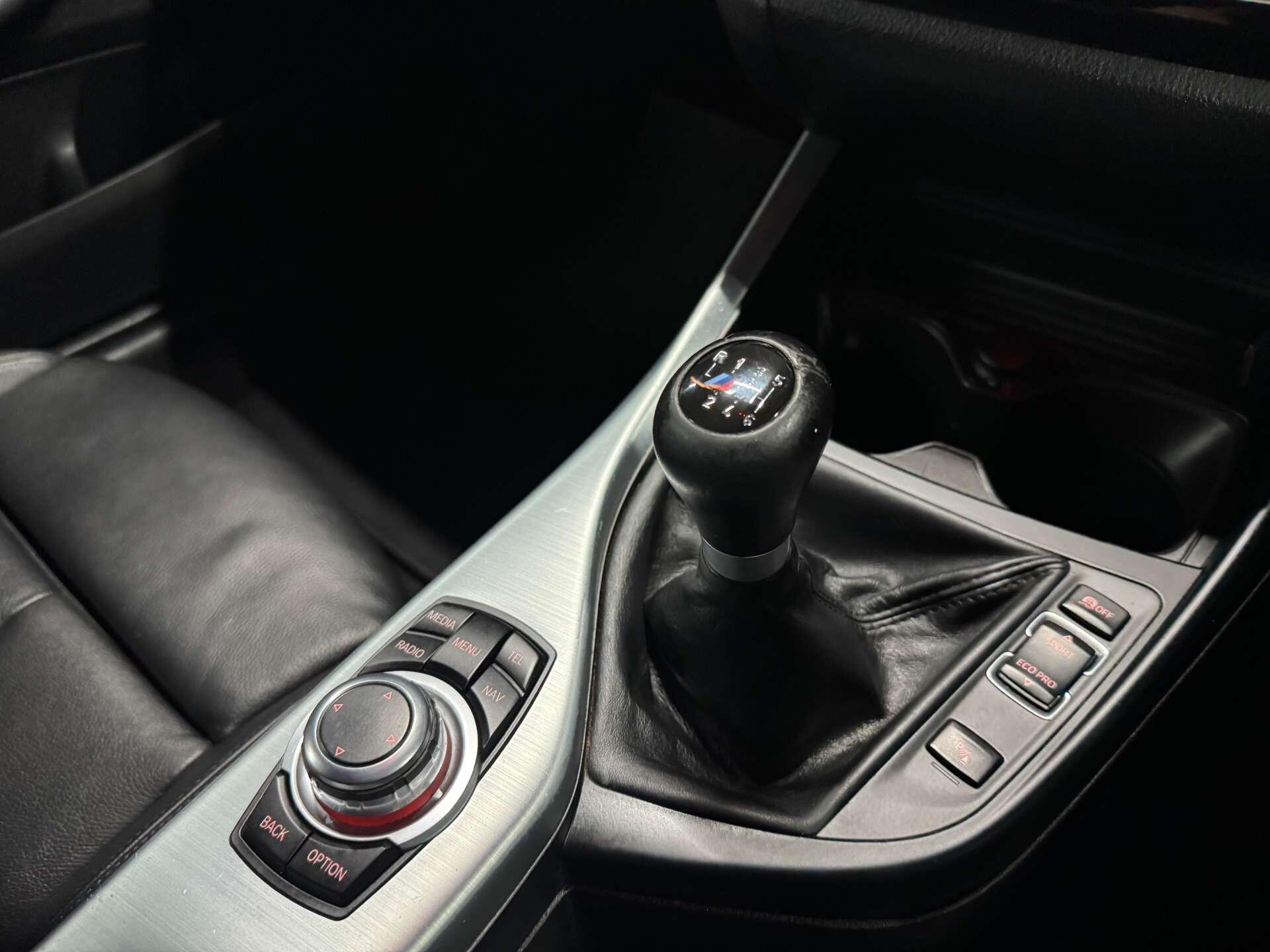 BMW 1 Series view 23