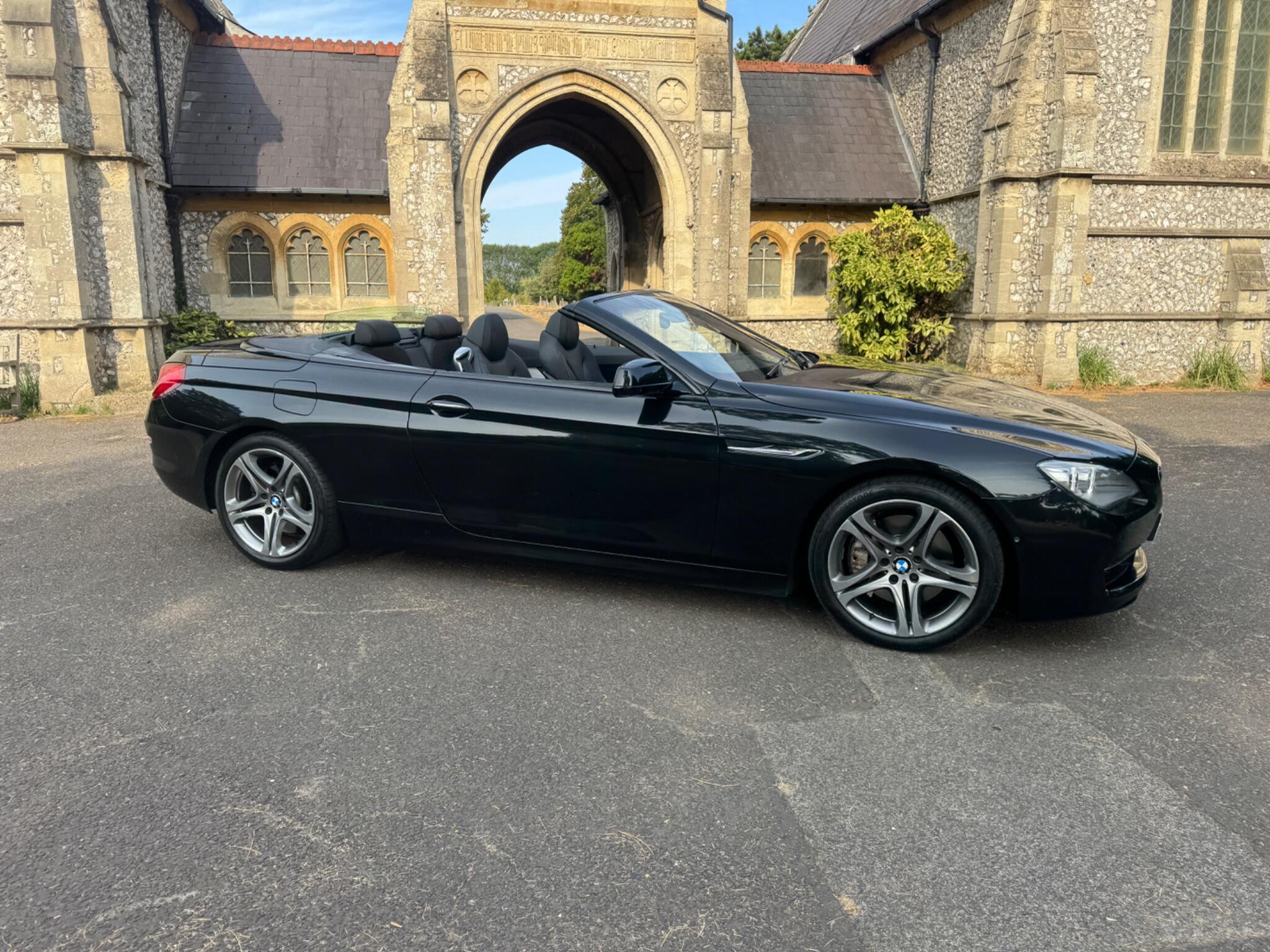 BMW 6 Series view 17