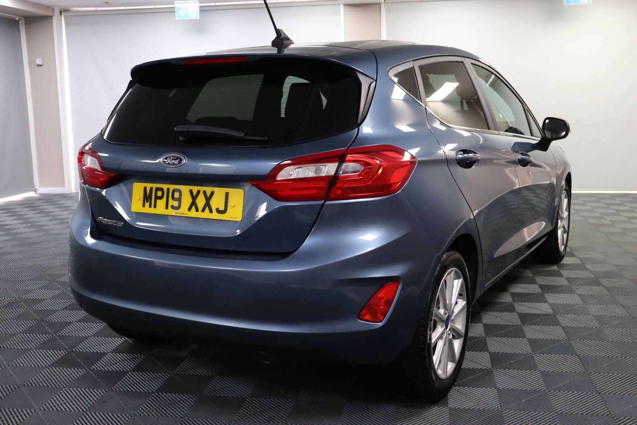 Ford Fiesta view 11