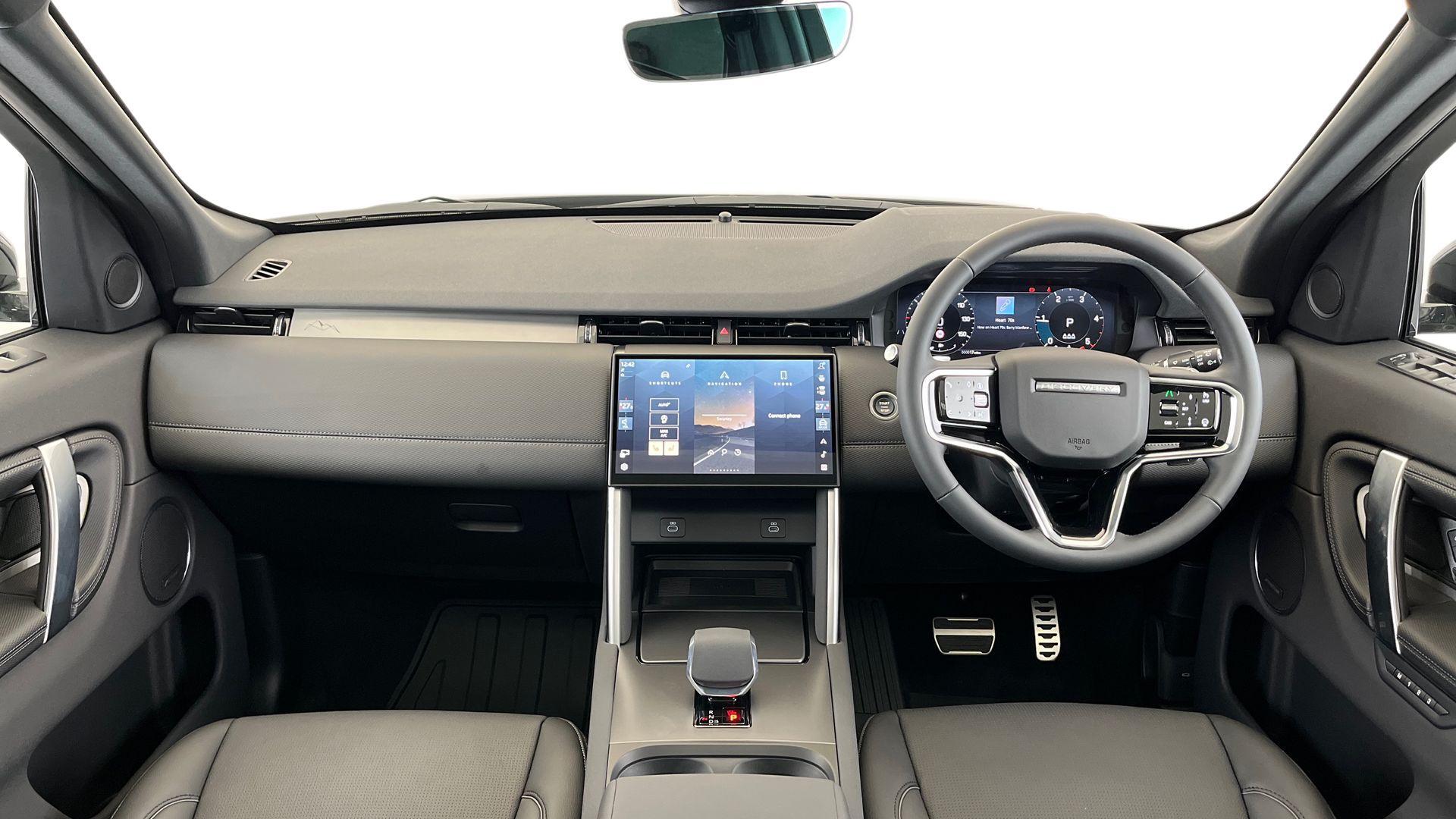 Land Rover Discovery Sport view 12