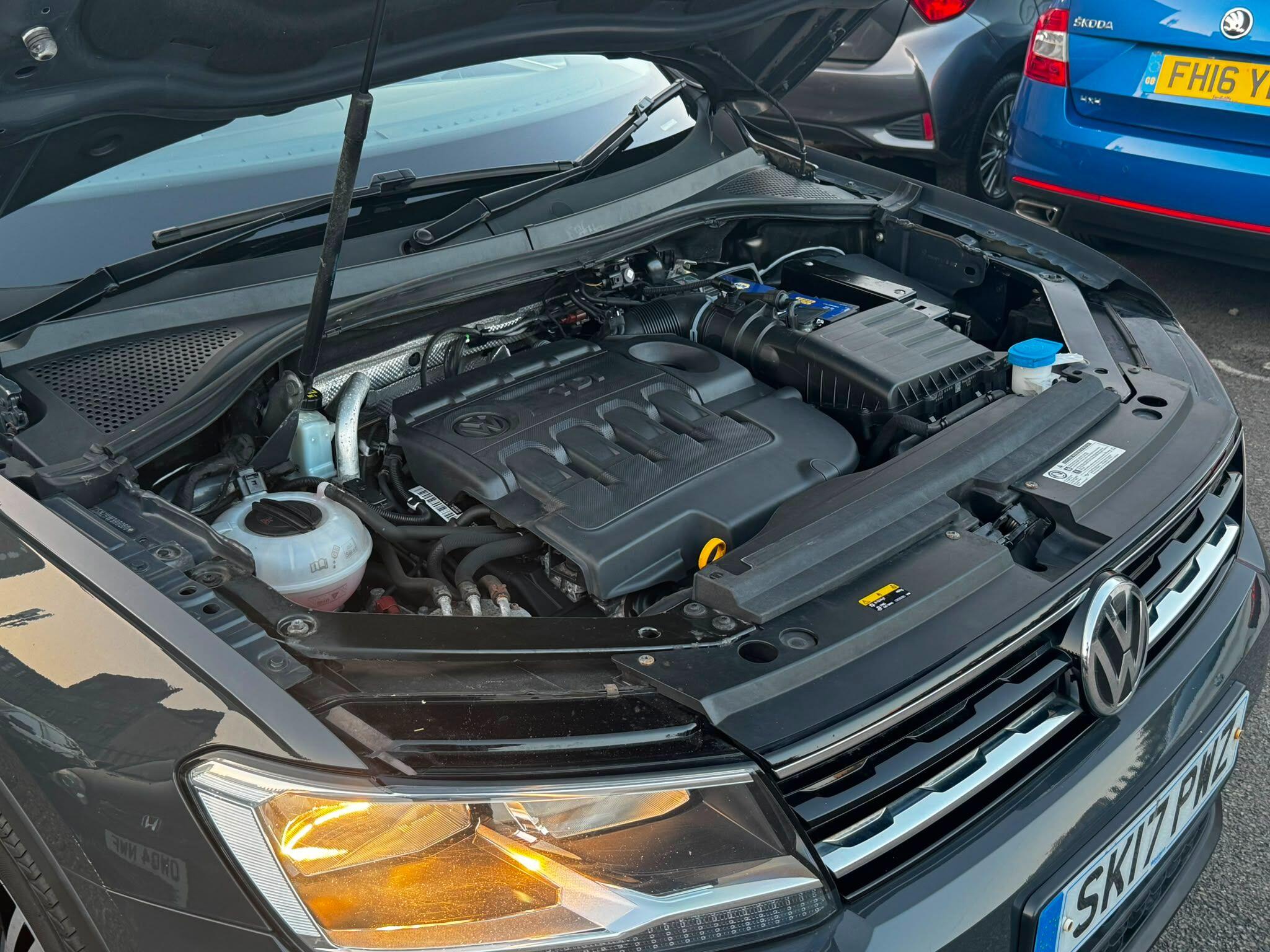 Volkswagen Tiguan view 50