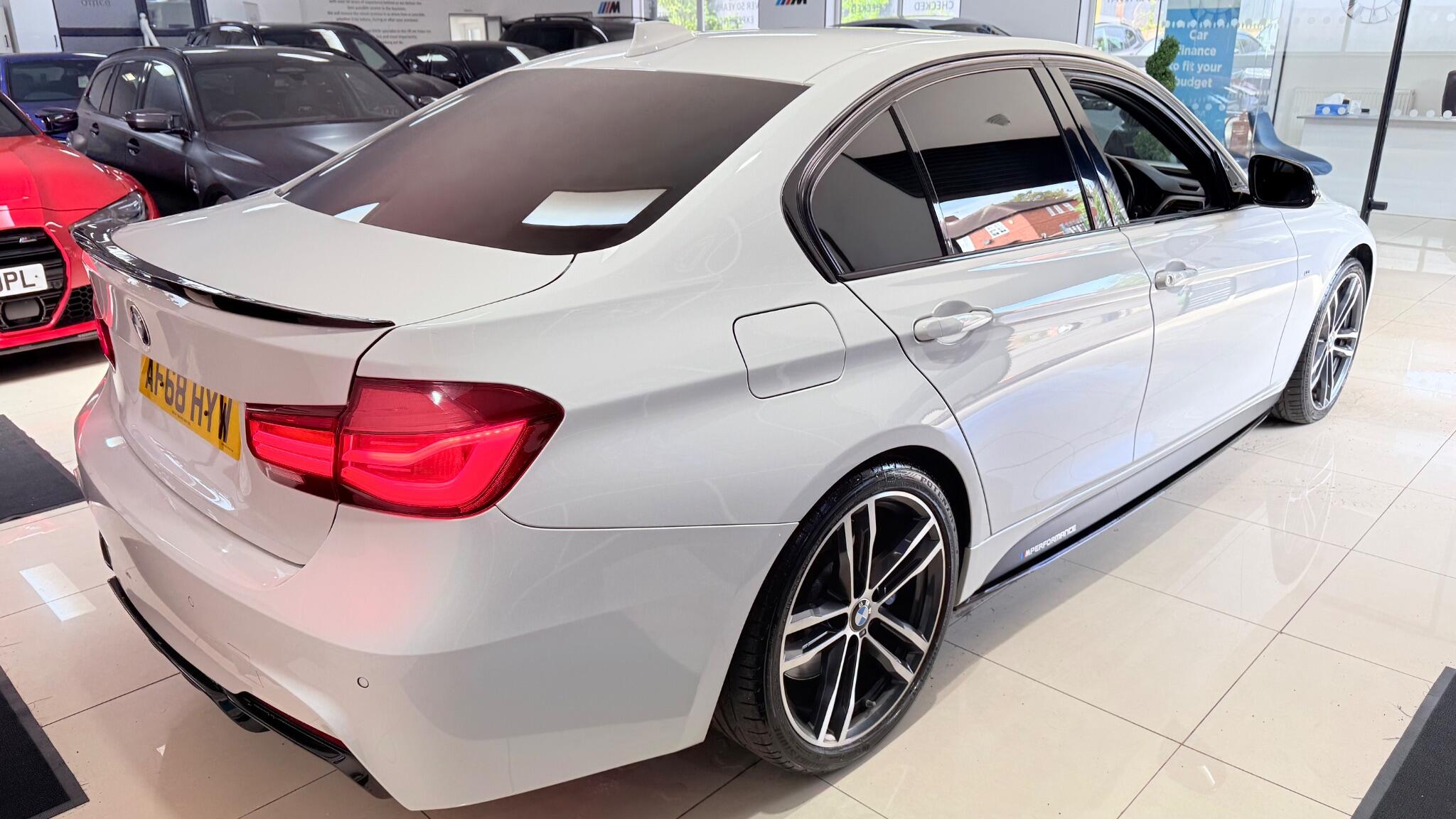 BMW 3 Series view 38