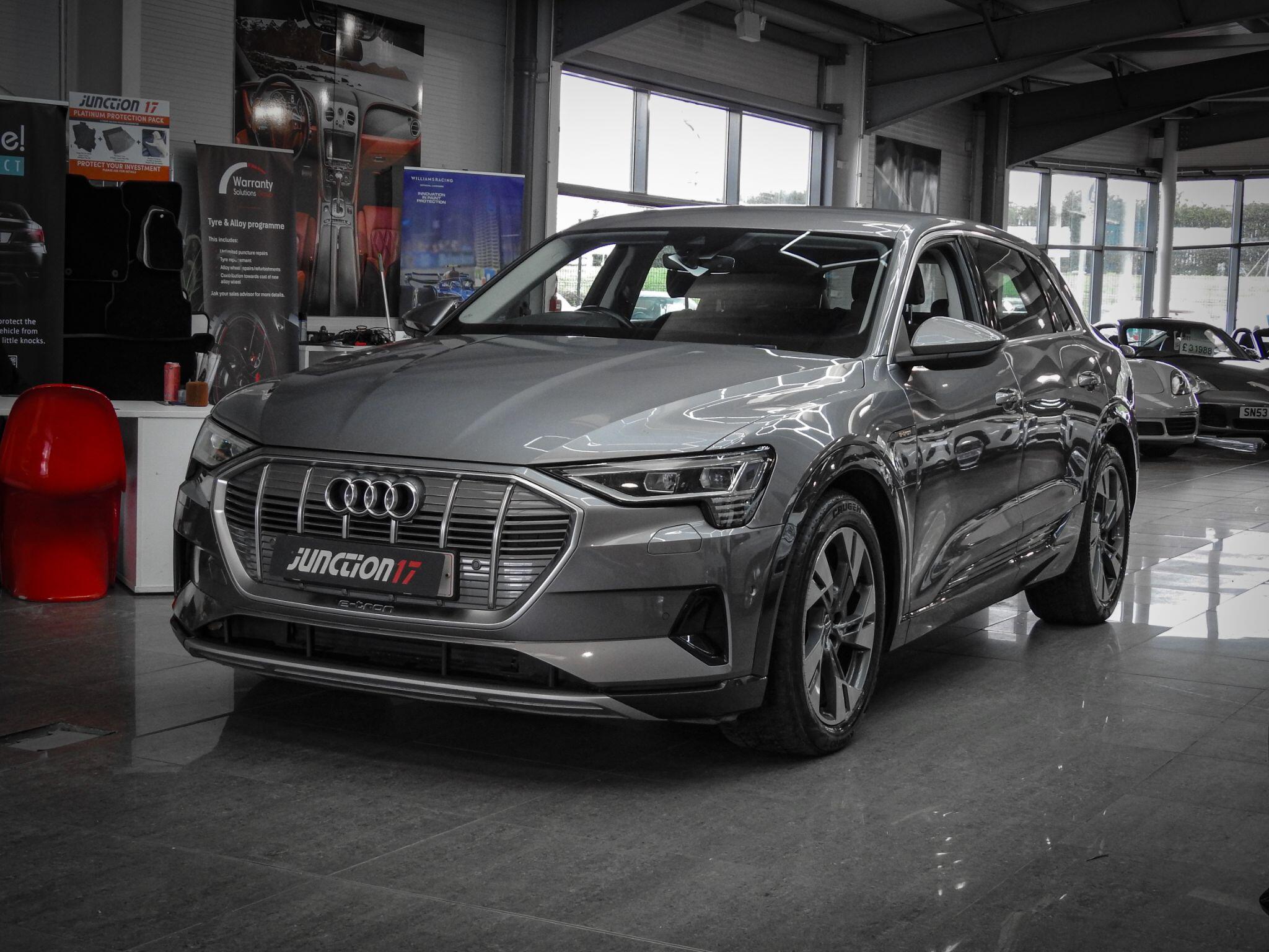 Audi E-Tron view 8