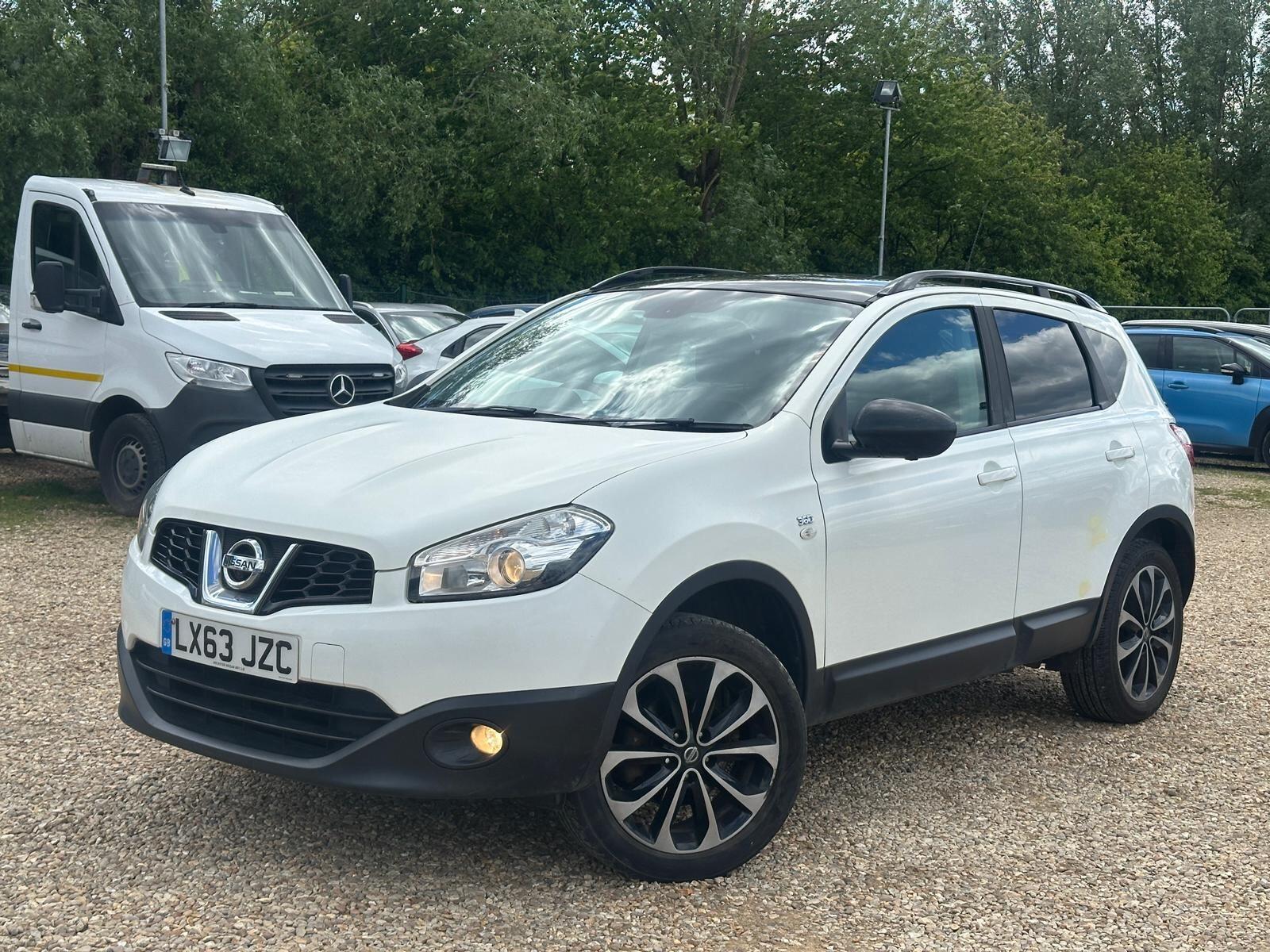 Nissan Qashqai view 2