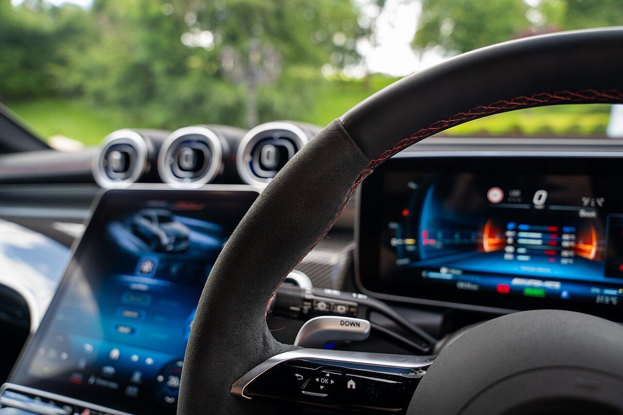 Mercedes-Benz GLC view 57