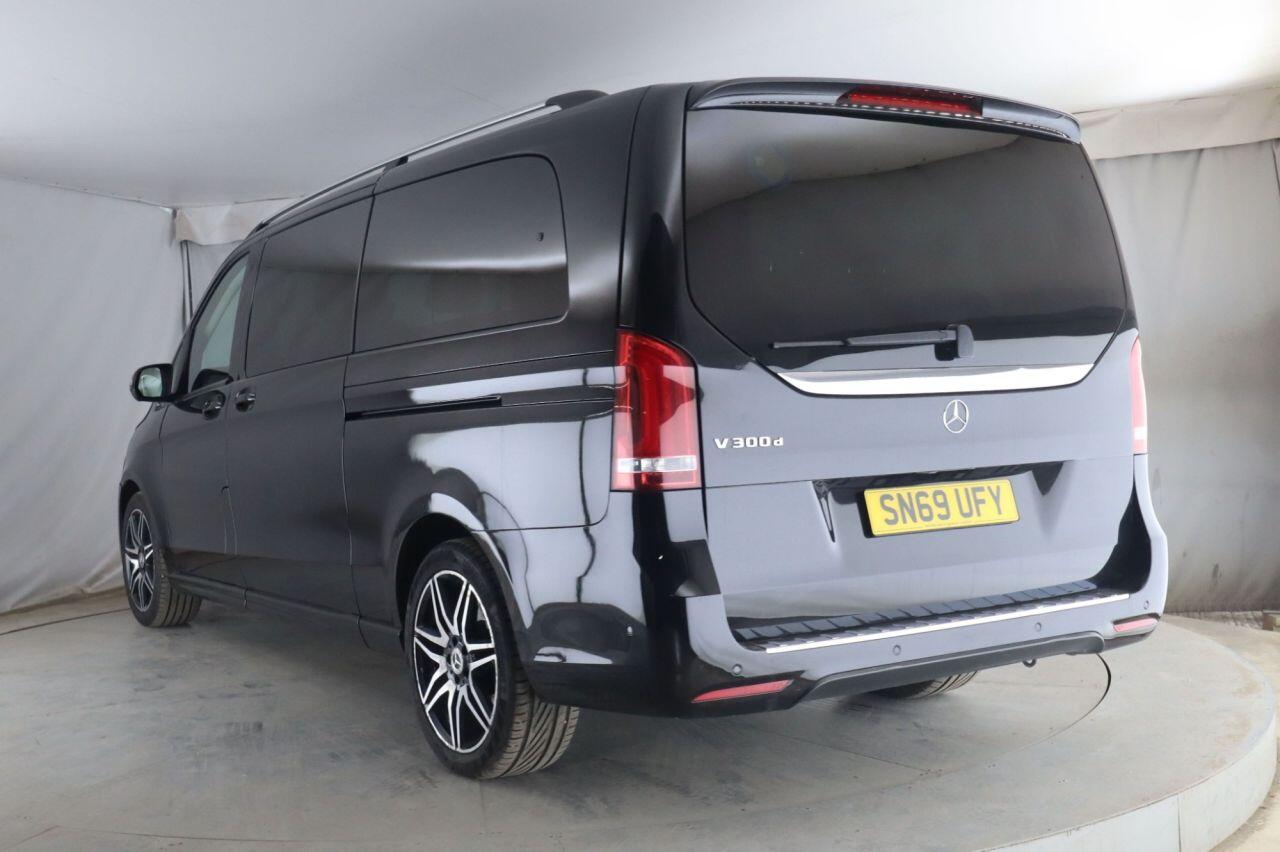 Mercedes-Benz V-Class view 8