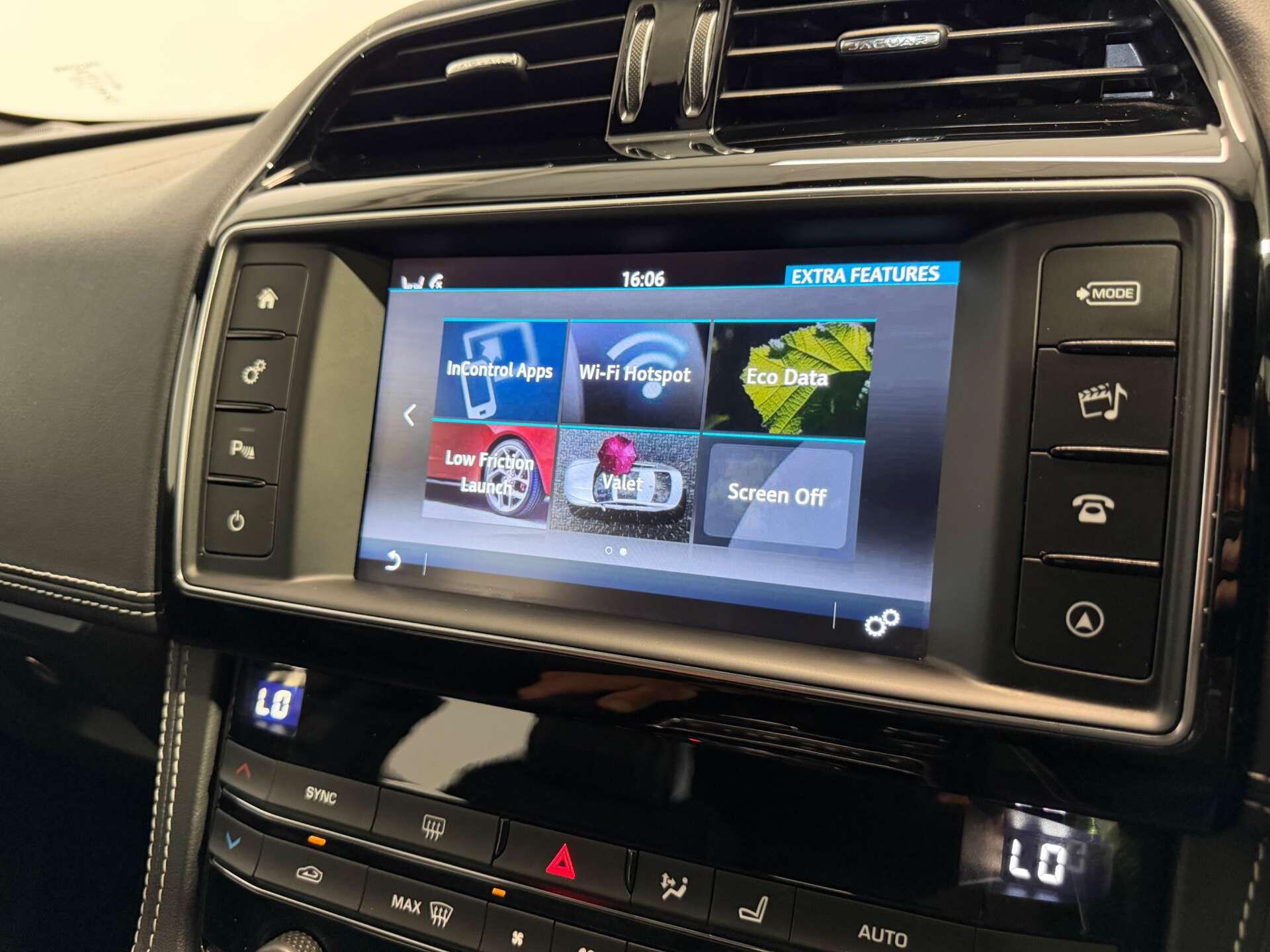 Jaguar F-Pace view 46