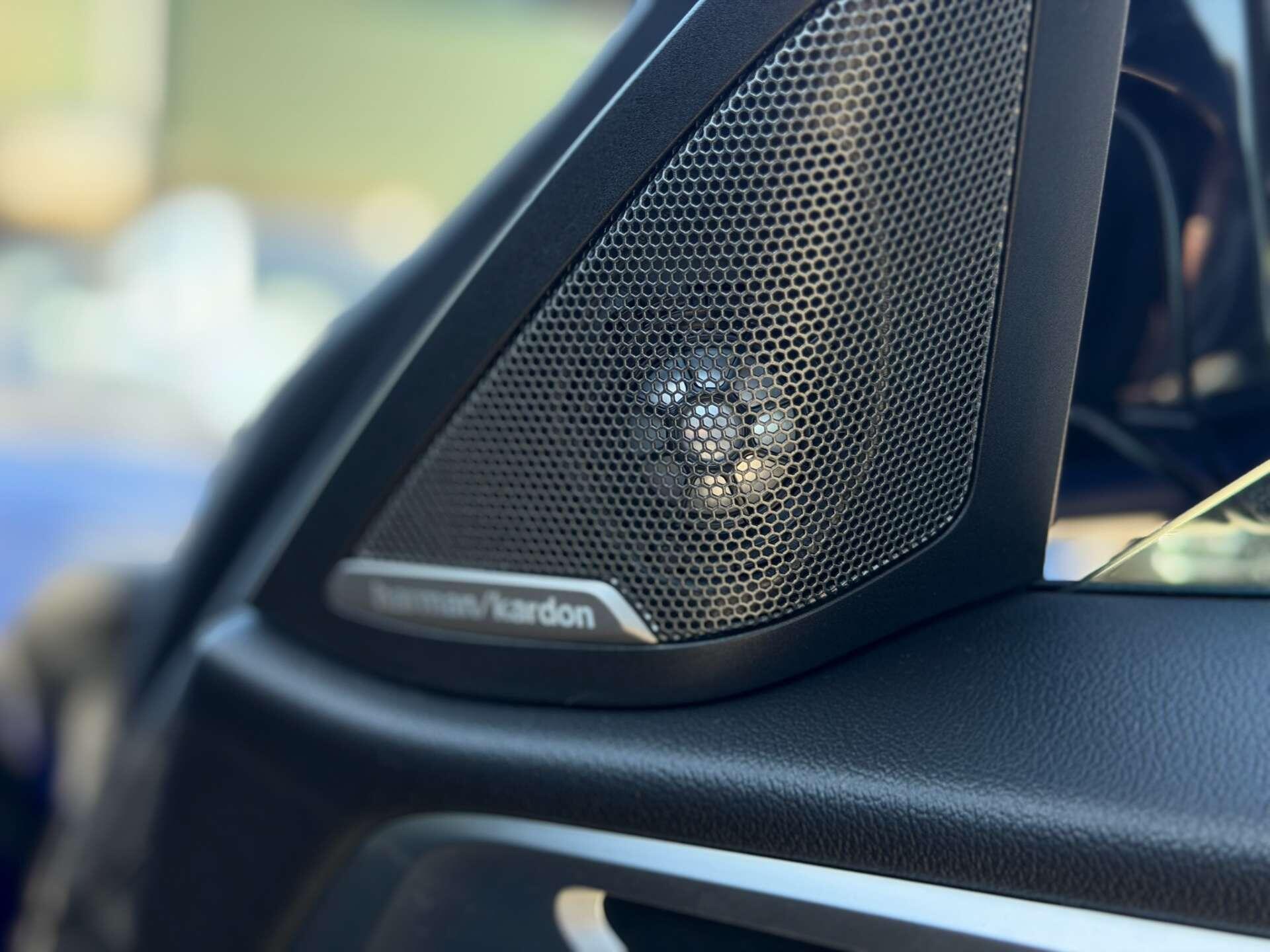 BMW I4 view 16