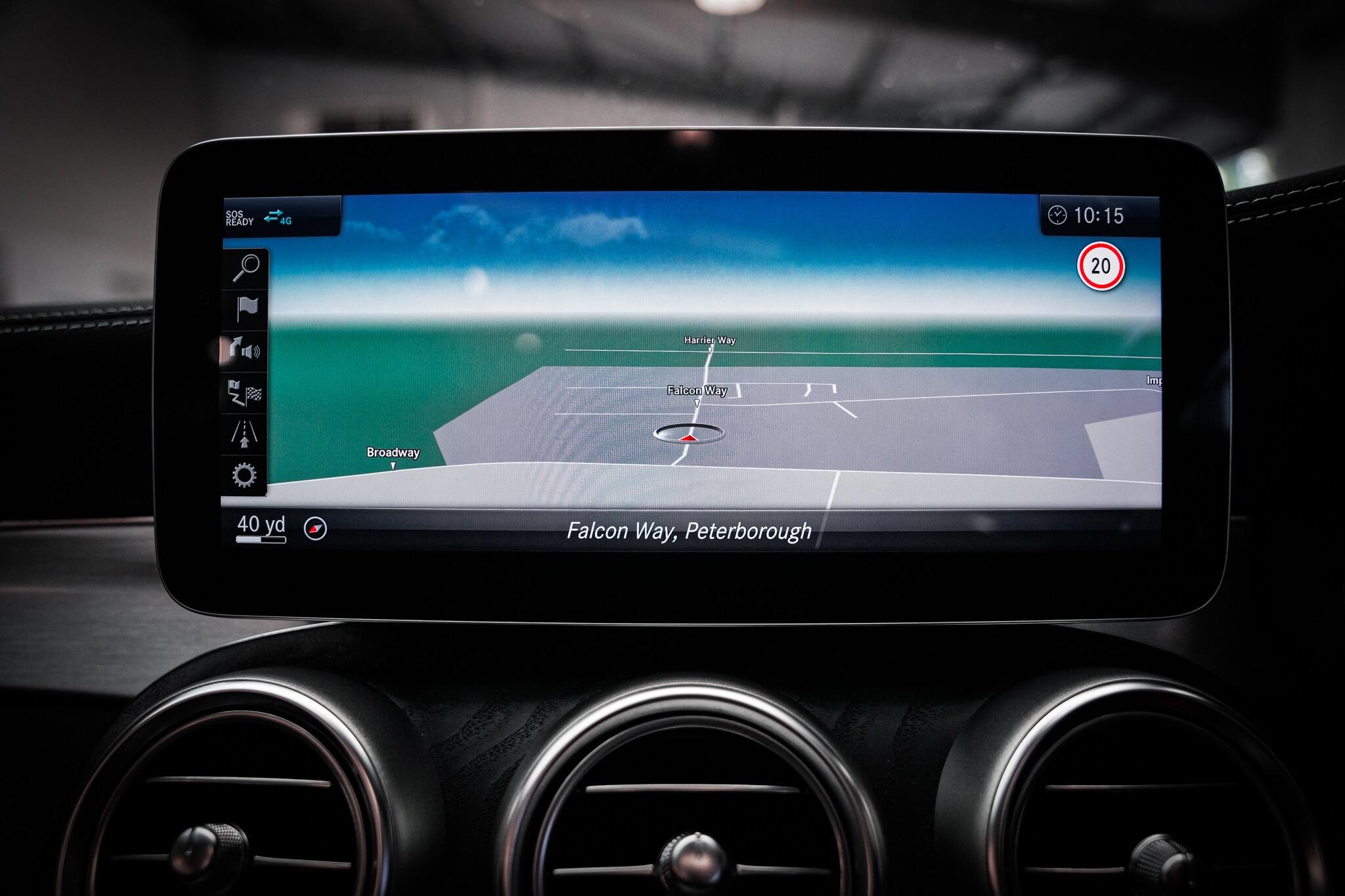 Mercedes-Benz C-Class view 41