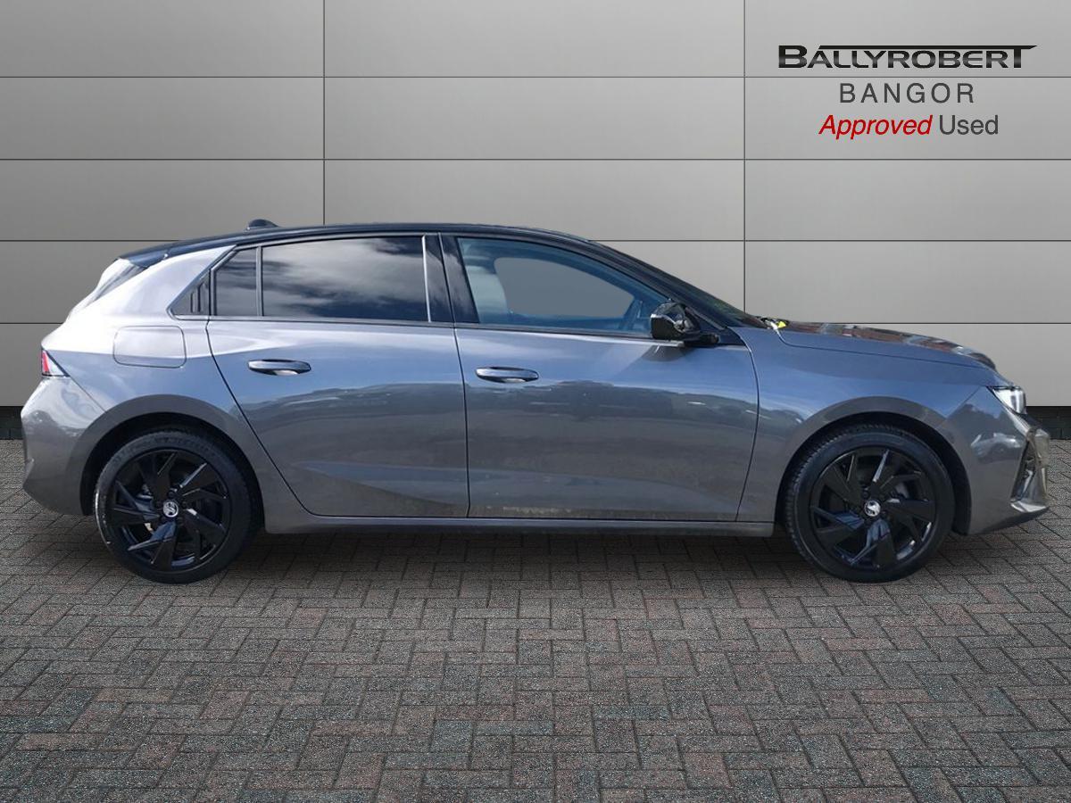 Vauxhall Astra view 9