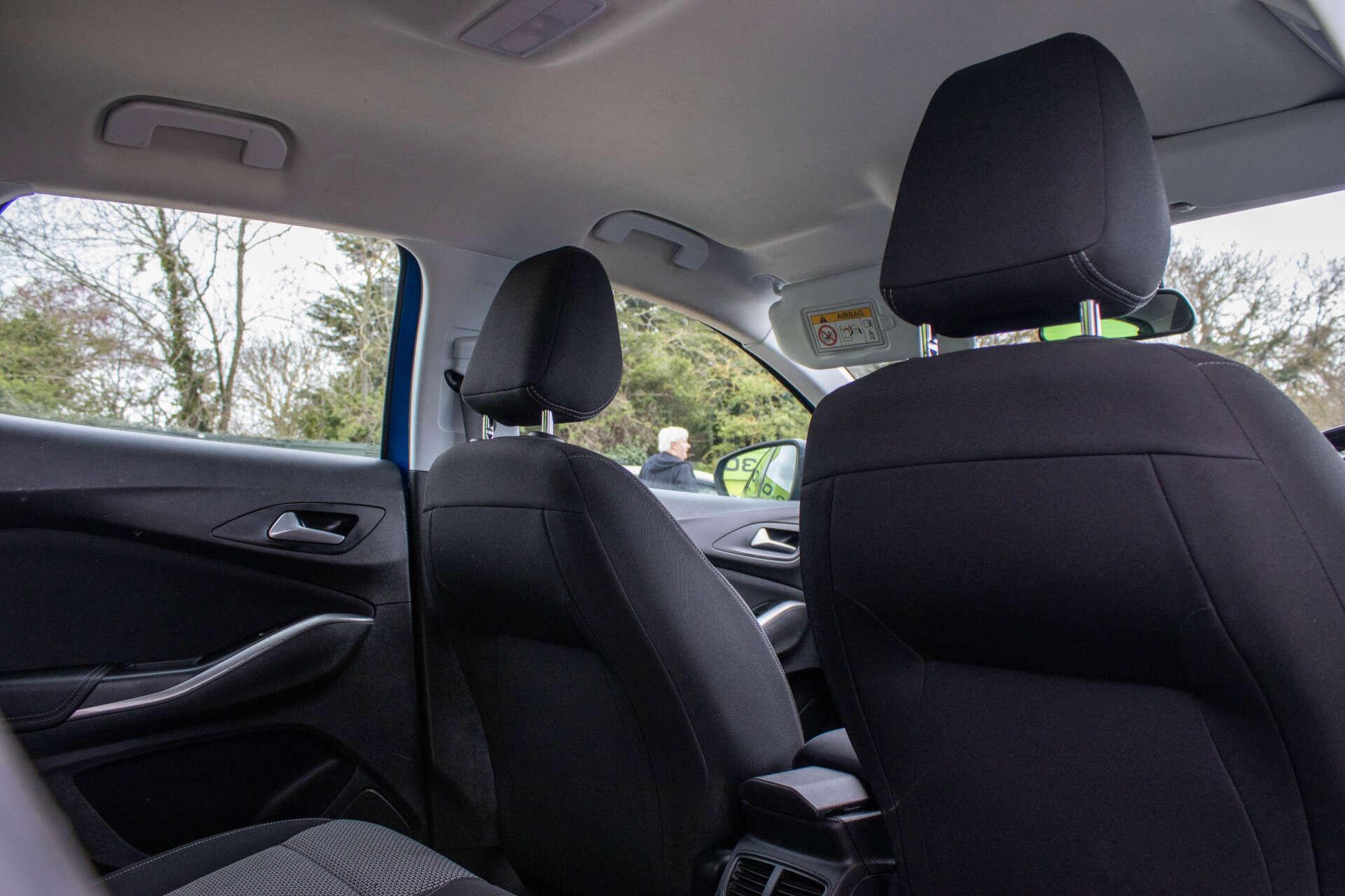 Vauxhall Grandland X view 10