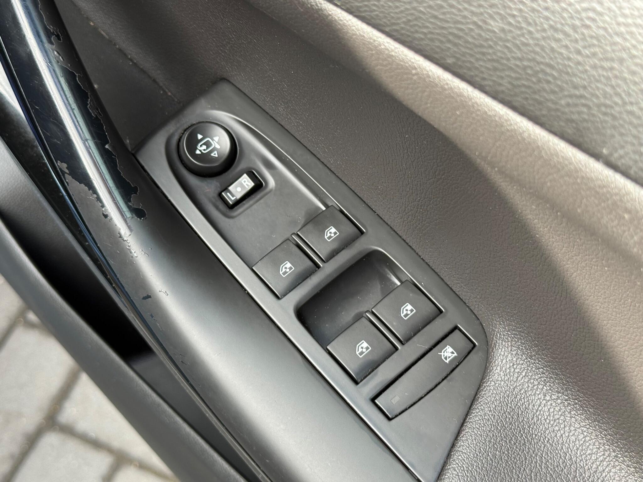 Vauxhall Astra view 38