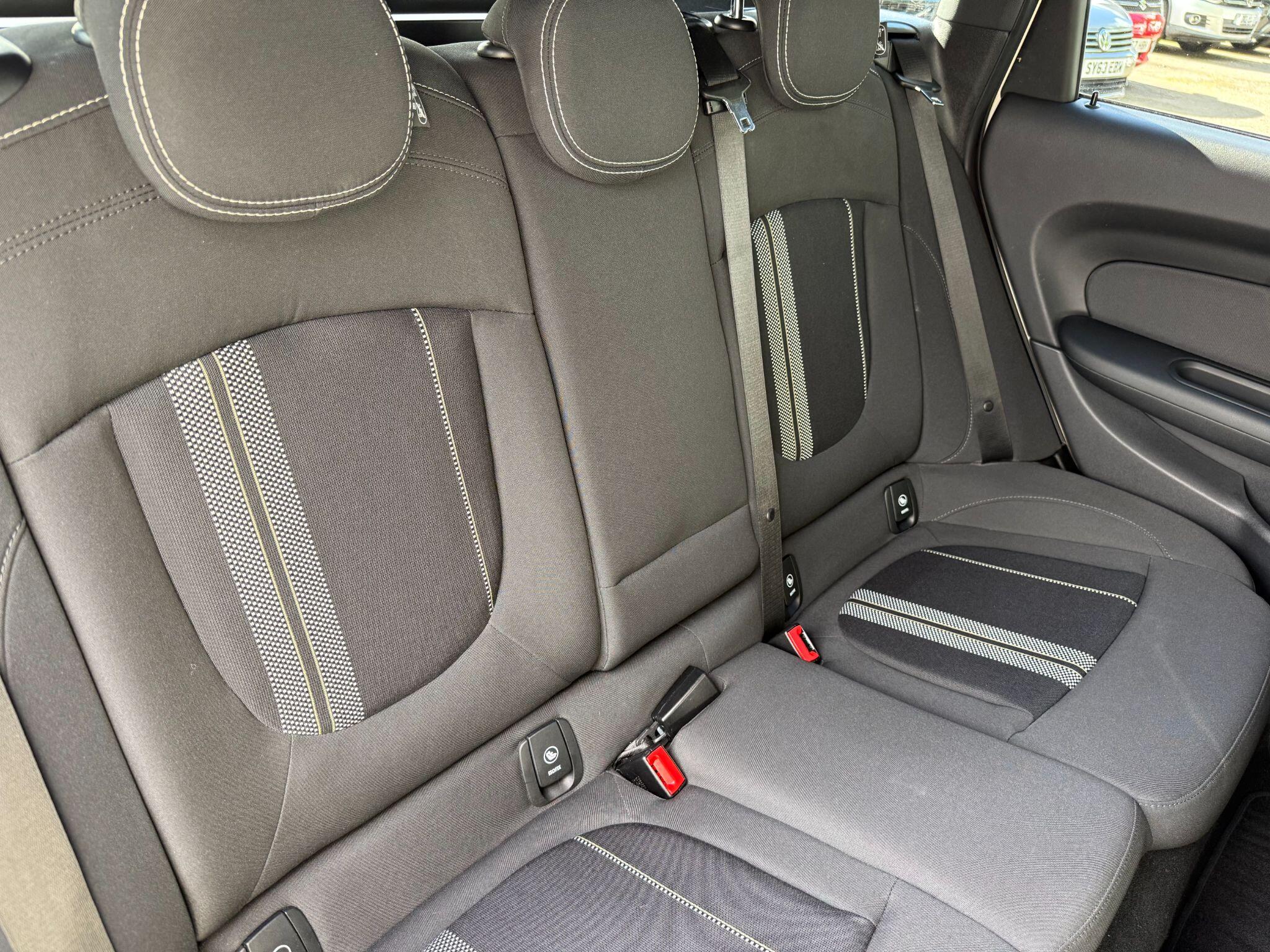 Mini Clubman view 17