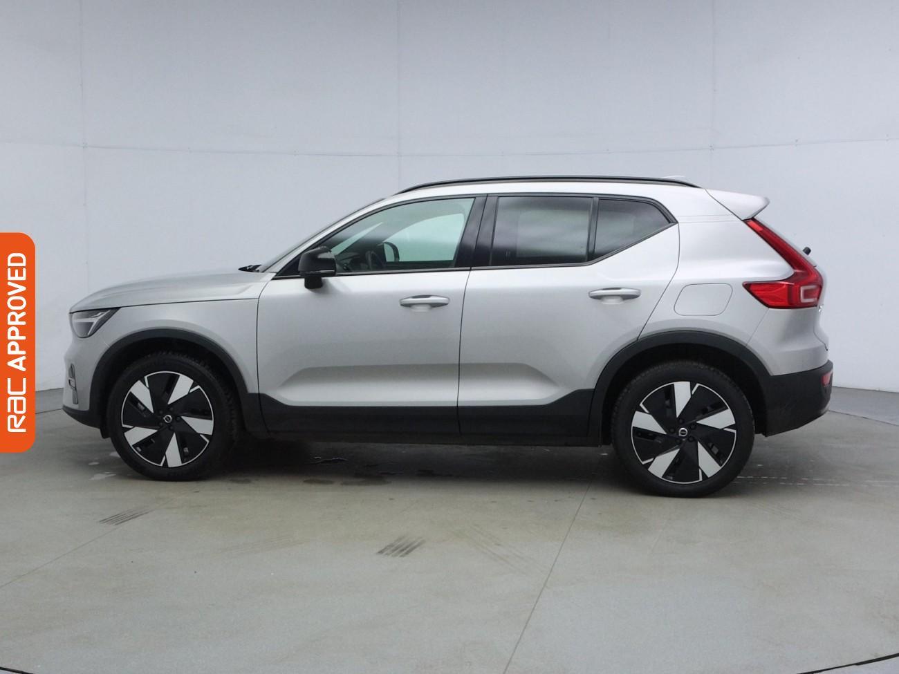 Volvo XC40 view 32