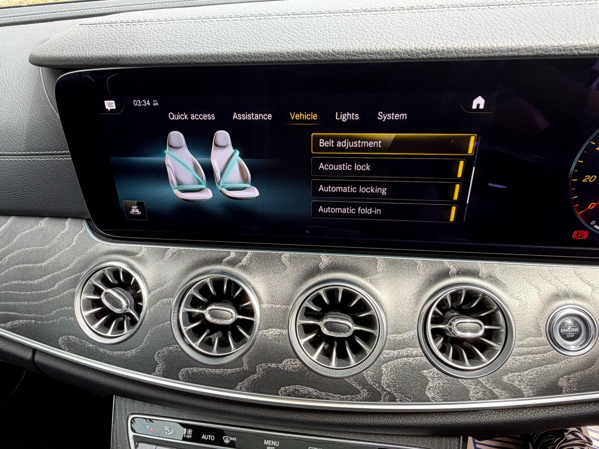 Mercedes-Benz E-Class view 28