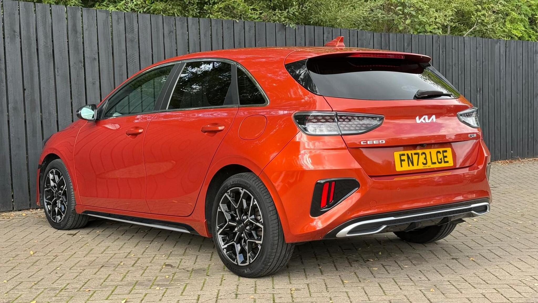 Kia Ceed view 6