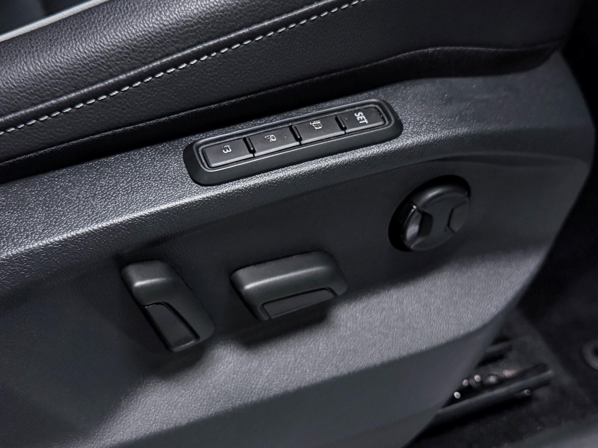 Volkswagen Tiguan view 26