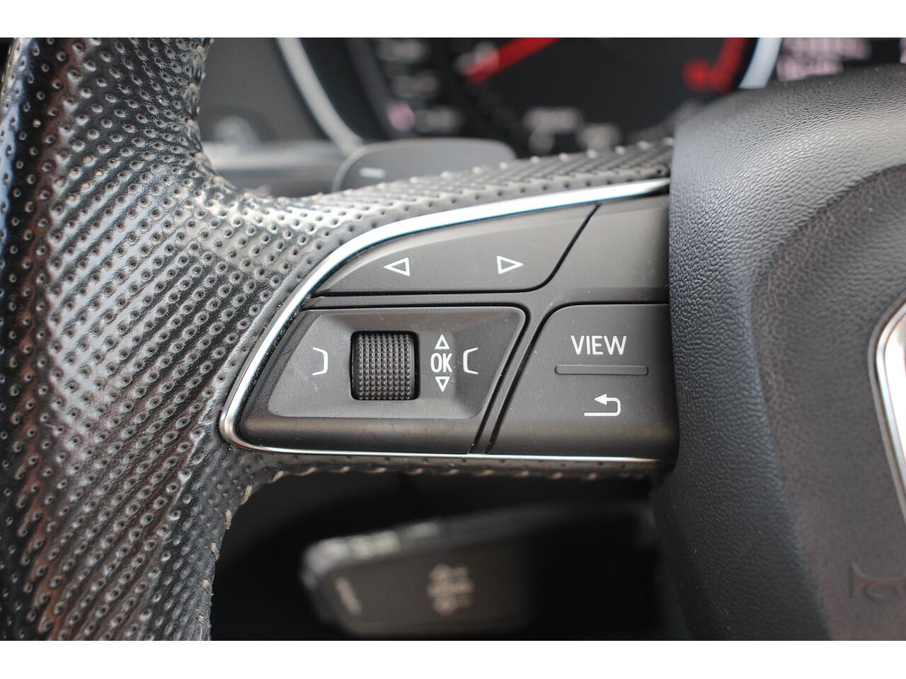 Audi Q5 view 30