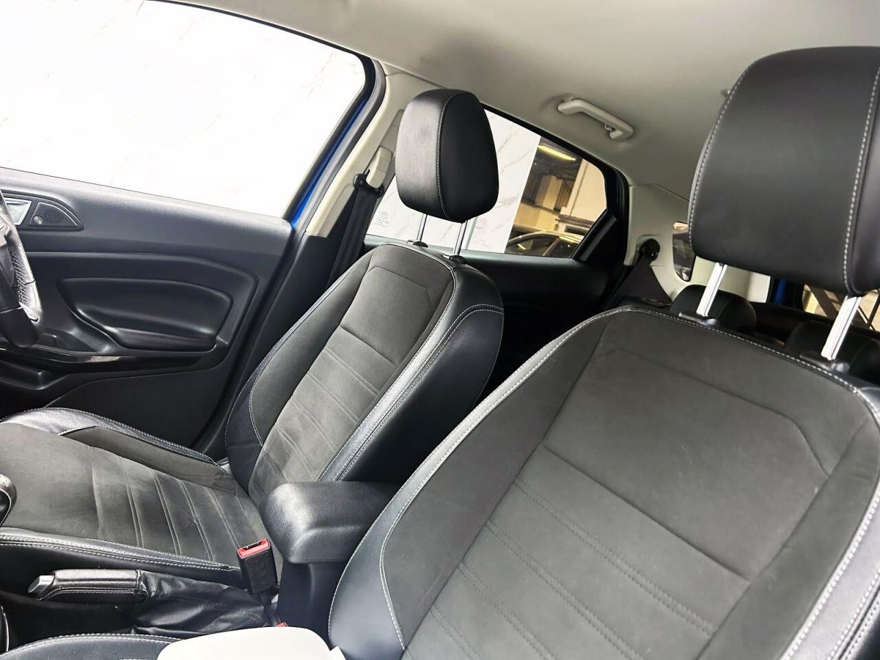 Ford Ecosport view 13