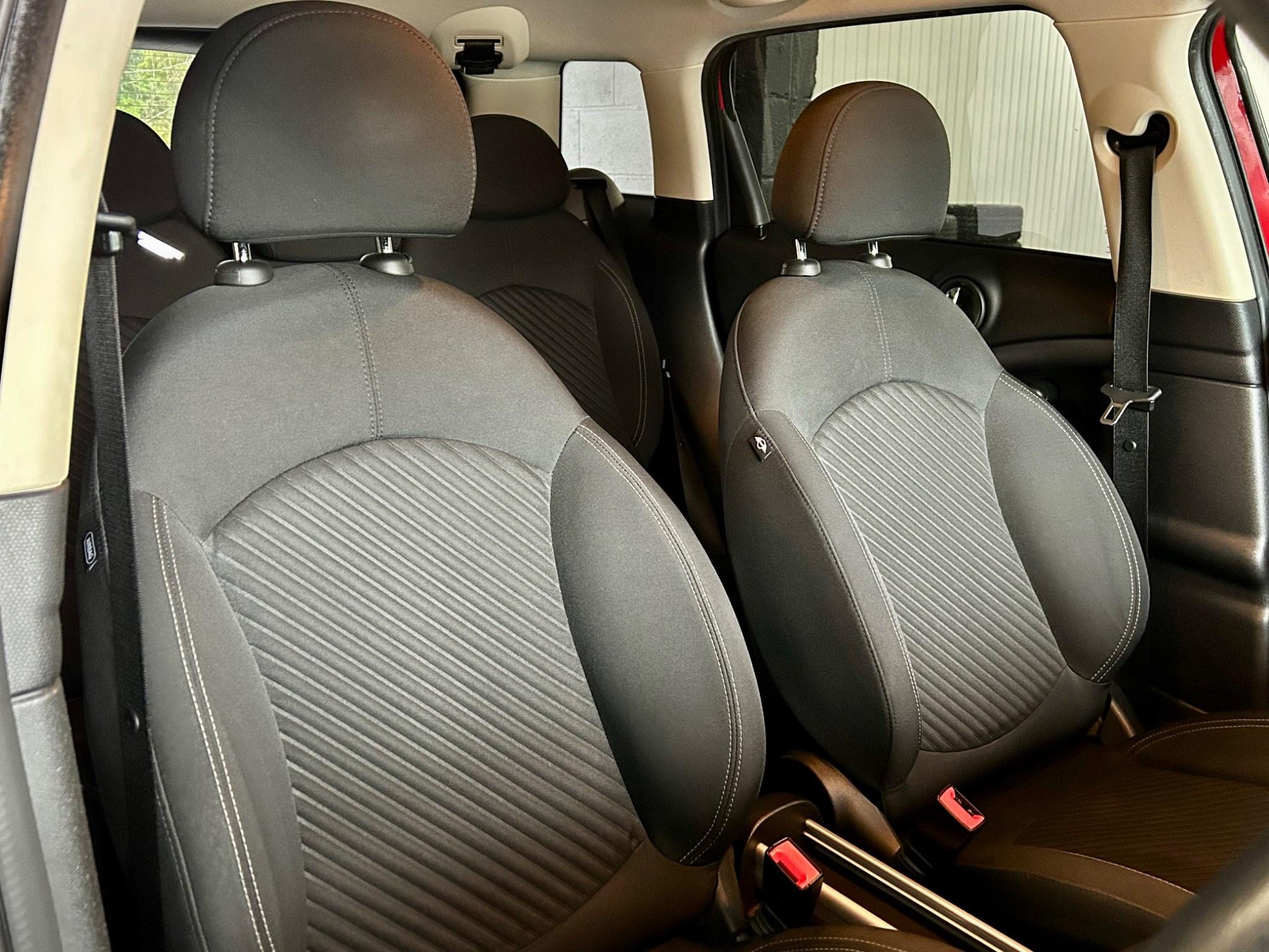 MINI Countryman view 32