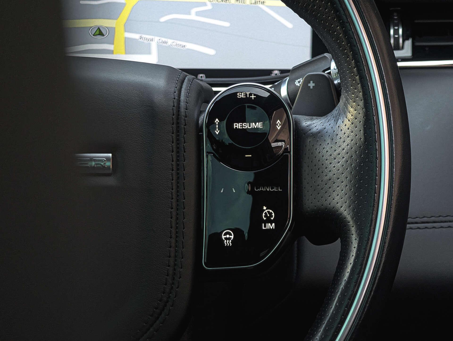 Land Rover Range Rover Evoque view 33