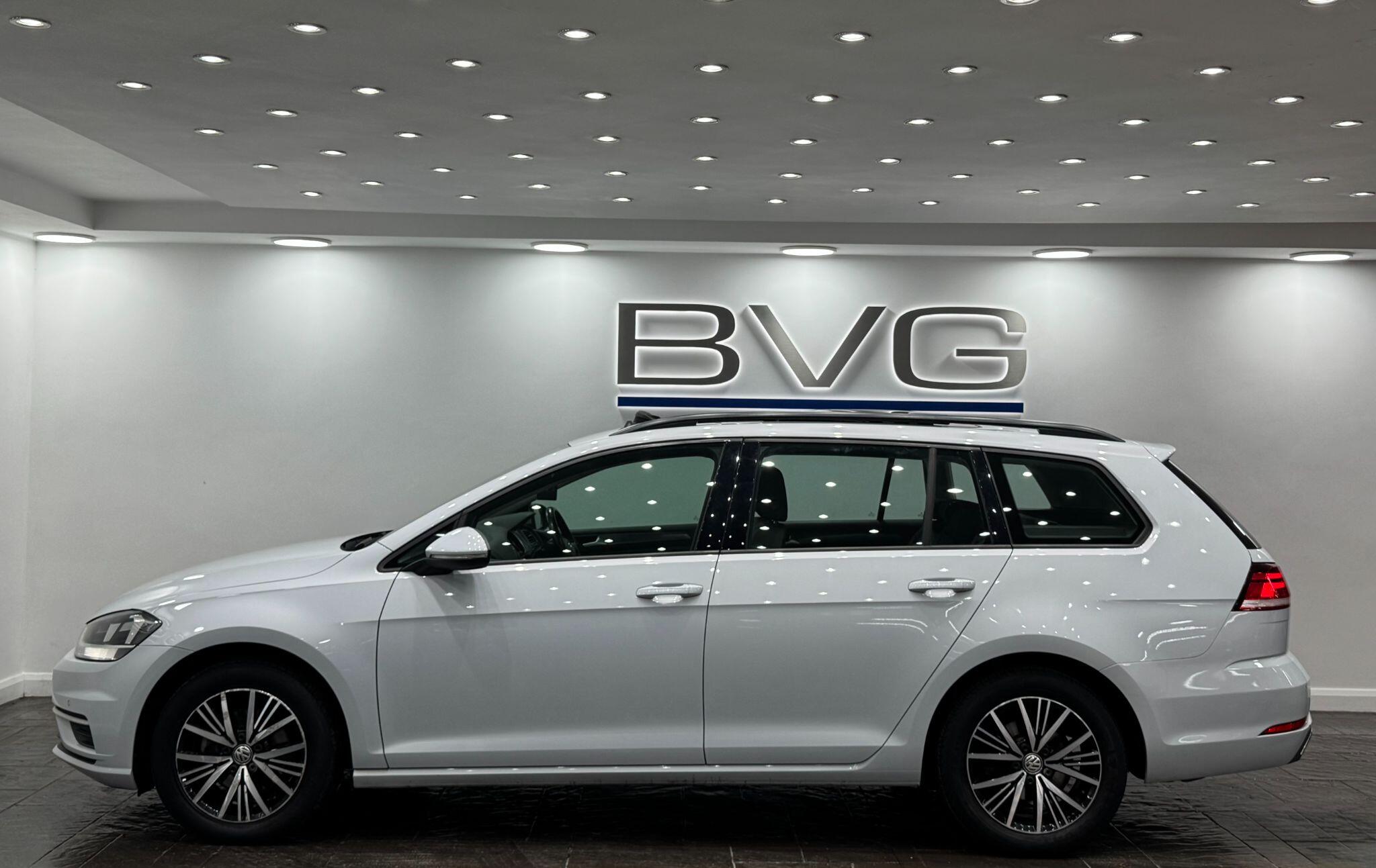 Volkswagen Golf view 15