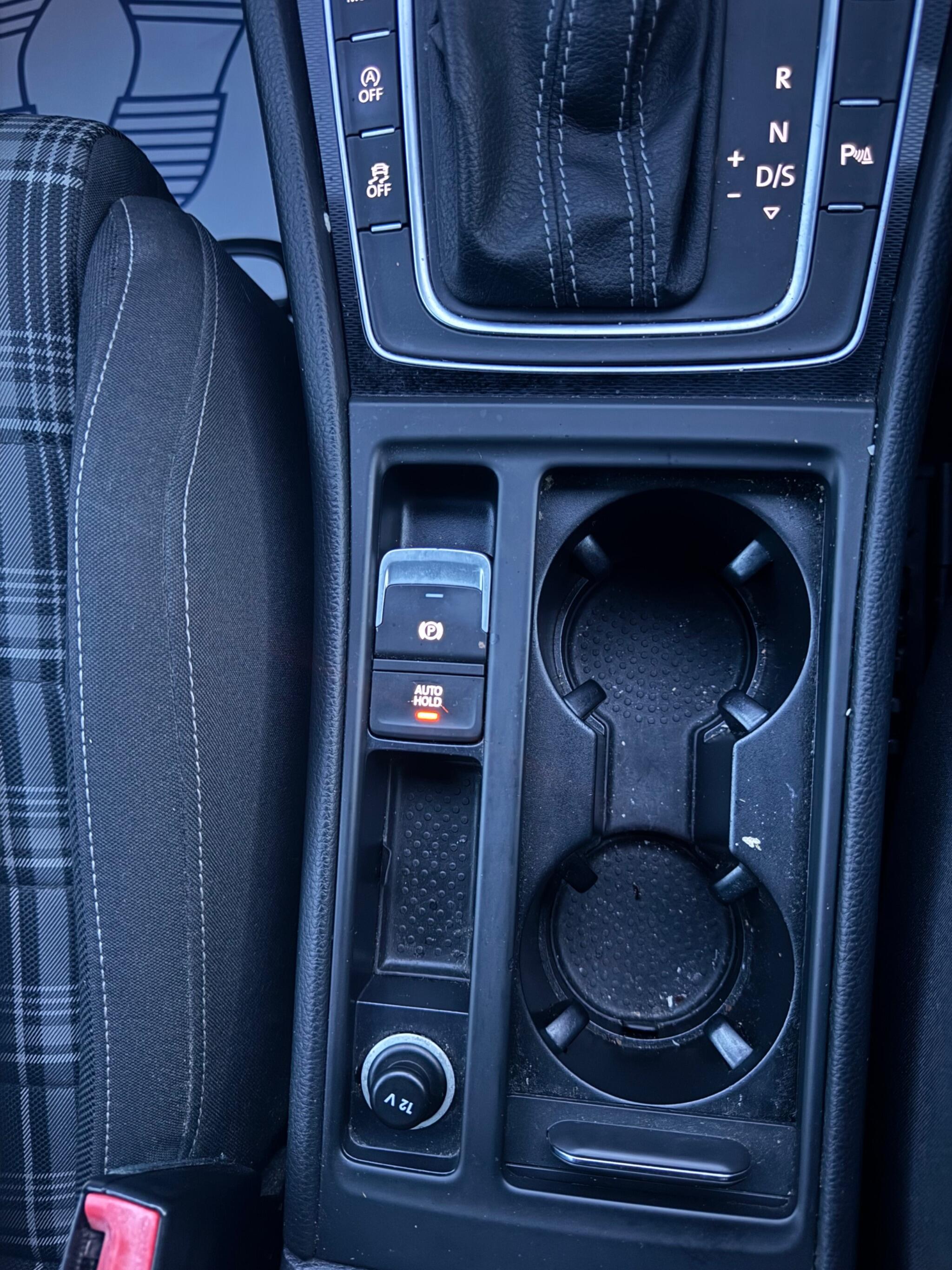 2016 Volkswagen Golf 2.0 TDI BlueMotion Tech GTD DSG Euro 6 (s/s) 5dr image 13