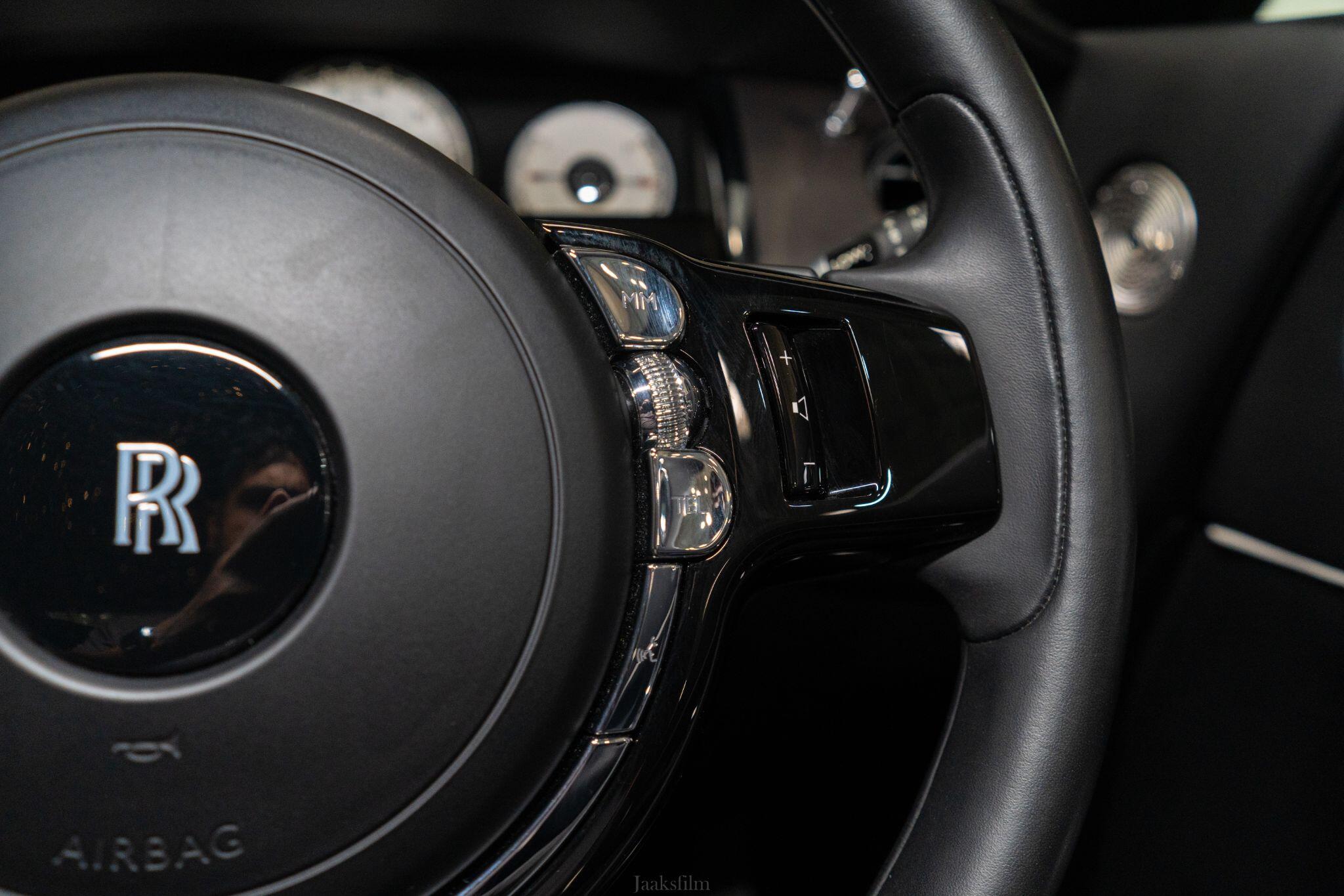 Rolls-Royce Wraith view 34