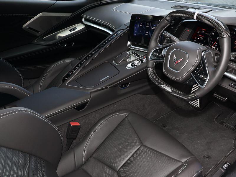 Chevrolet Corvette view 10