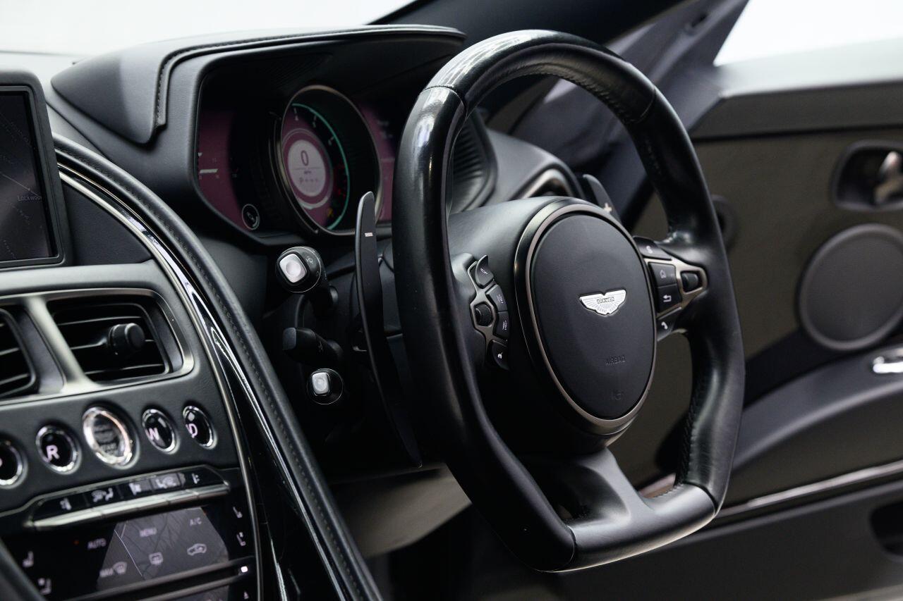Aston Martin DB11 view 39